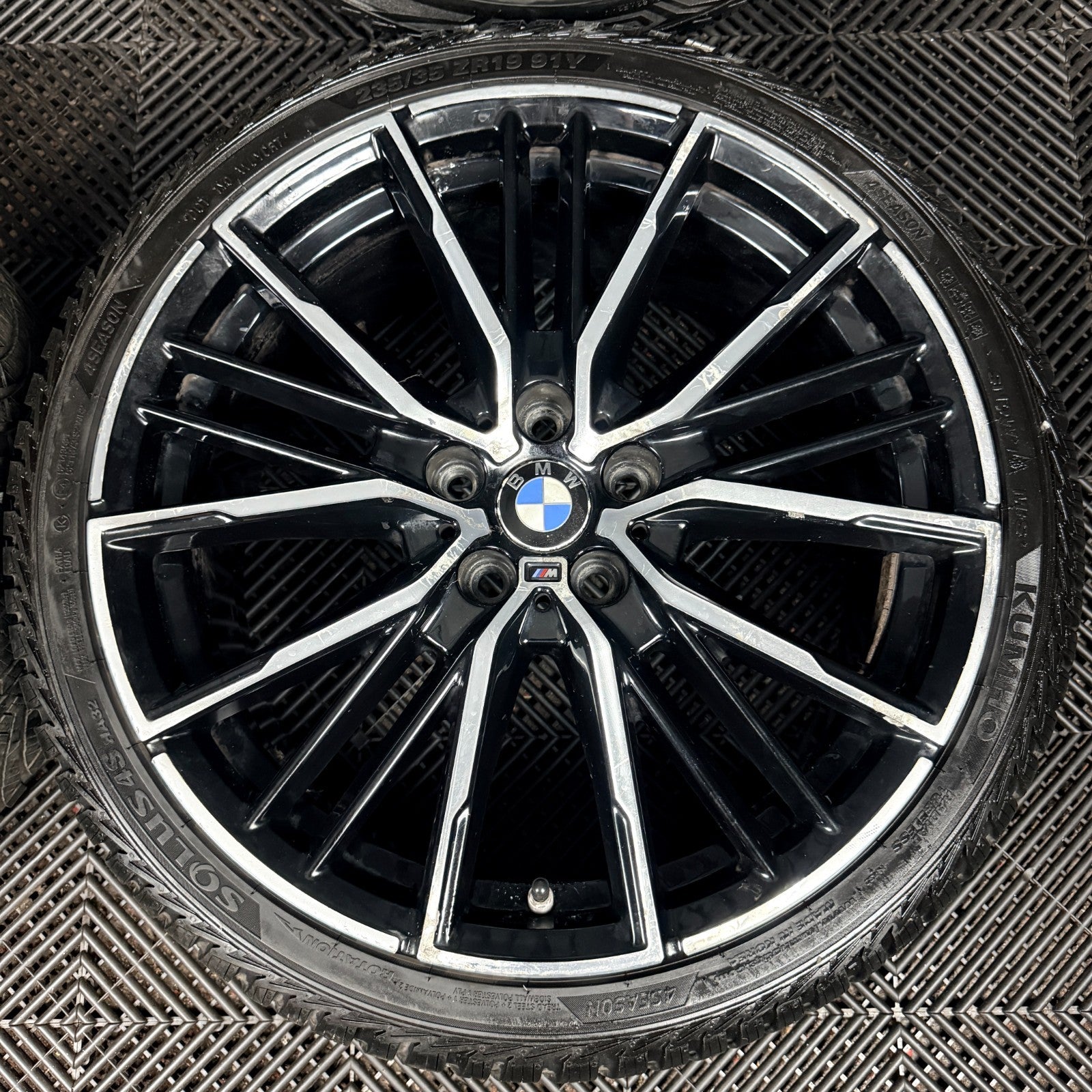 19'' BMW 1 Series 552 M Sport 2 F40 F44 Alloy Wheels Tyres 8092356 Genuine