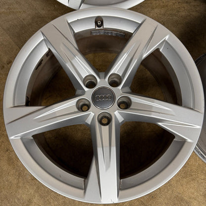 18'' GENUINE AUDI A4 A6 A3 Q5 Q3 5 SPOKE WHEELS ALLOYS 80A601025BE