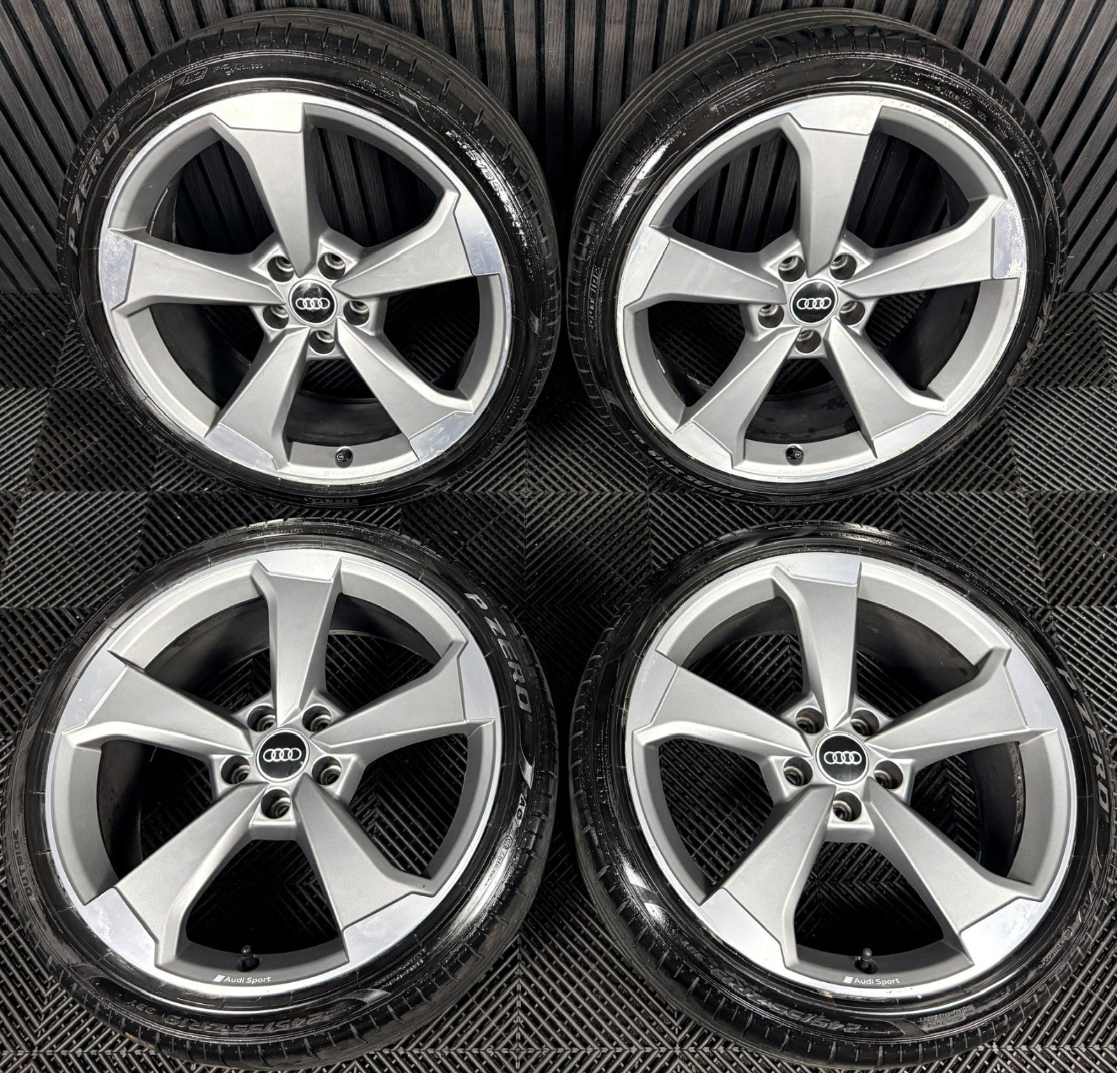 19'' Audi A4 S Line Black Edition B8 B9 Rotor Wheels Alloys 8W0601025CG Genuine