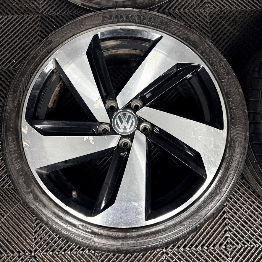 18" VW Golf GTI Mk7 GT GTD Milton Keynes Wheels Tyre Alloy 5G0601025CN Genuine