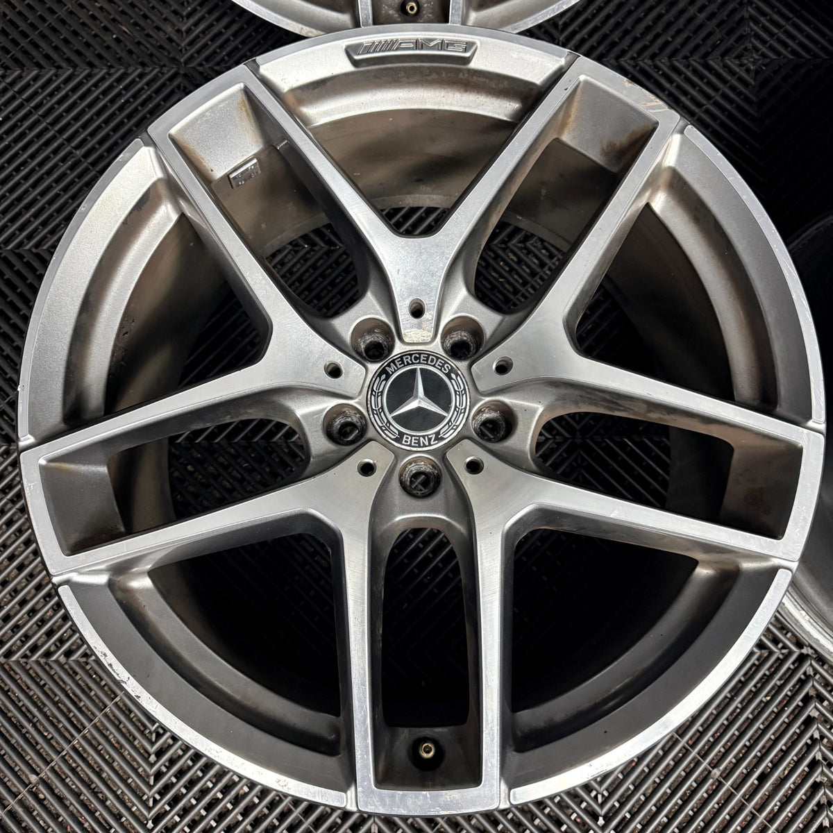 19'' Mercedes AMG GLC Coupe Sport Alloy Wheels A2534011800 A2534013100 Genuine