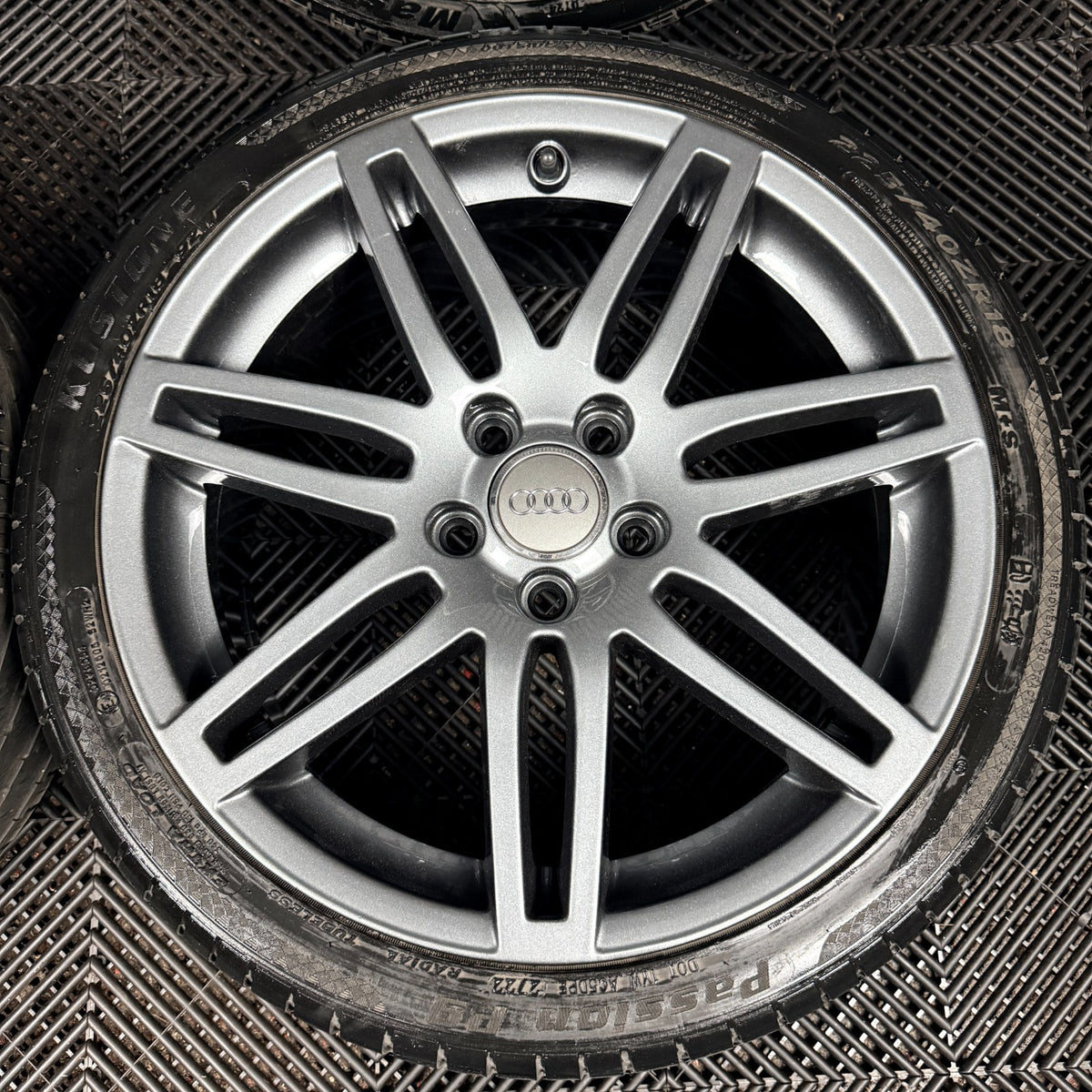 18'' Audi A3 S Line Grey Black Edition Wheels Alloys Tyres 8P0601025BA Genuine