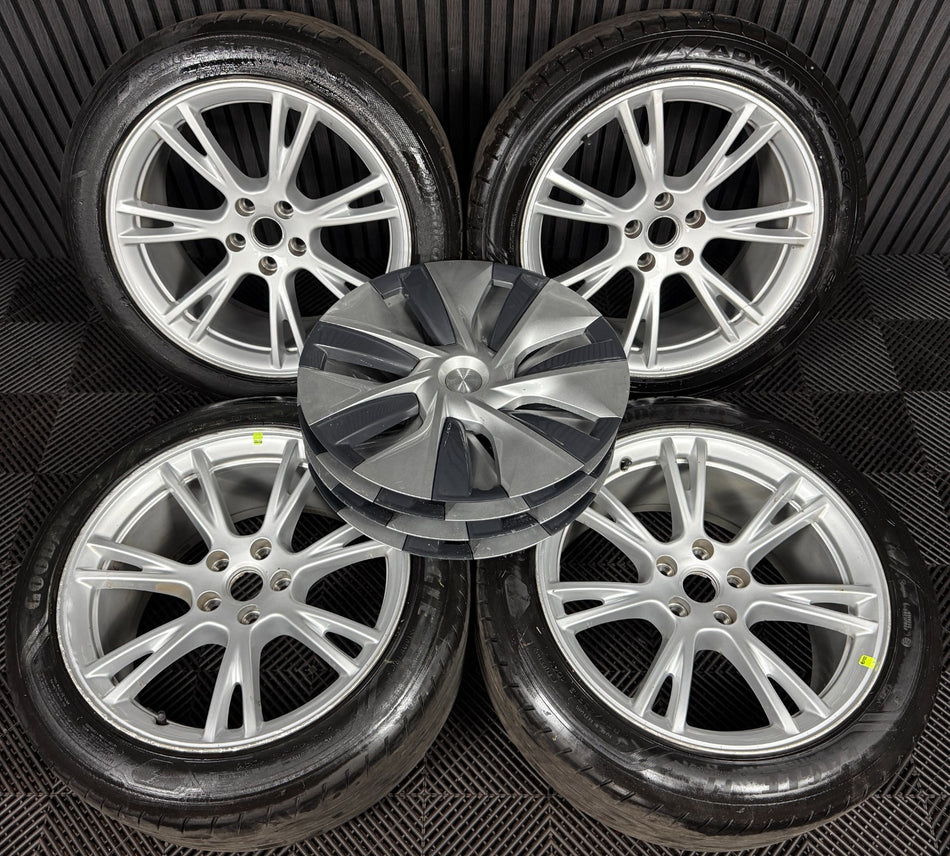 19'' GENUINE TESLA MODEL Y SILVER WITH CAPS ALLOYS WHEELS 1188222-00-B