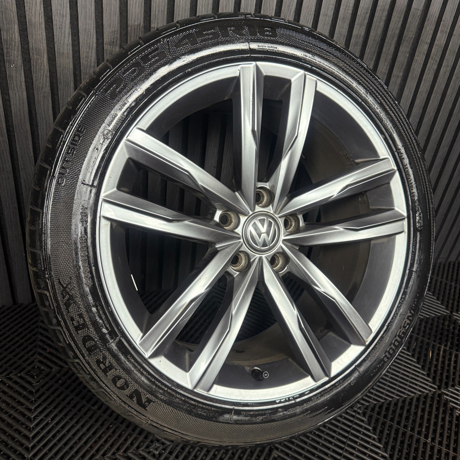 1X 18'' GENUINE VW PASSAT R LINE B8 DARTFORD GT GTE ALLOY WHEEL TYRE 3G0601025K