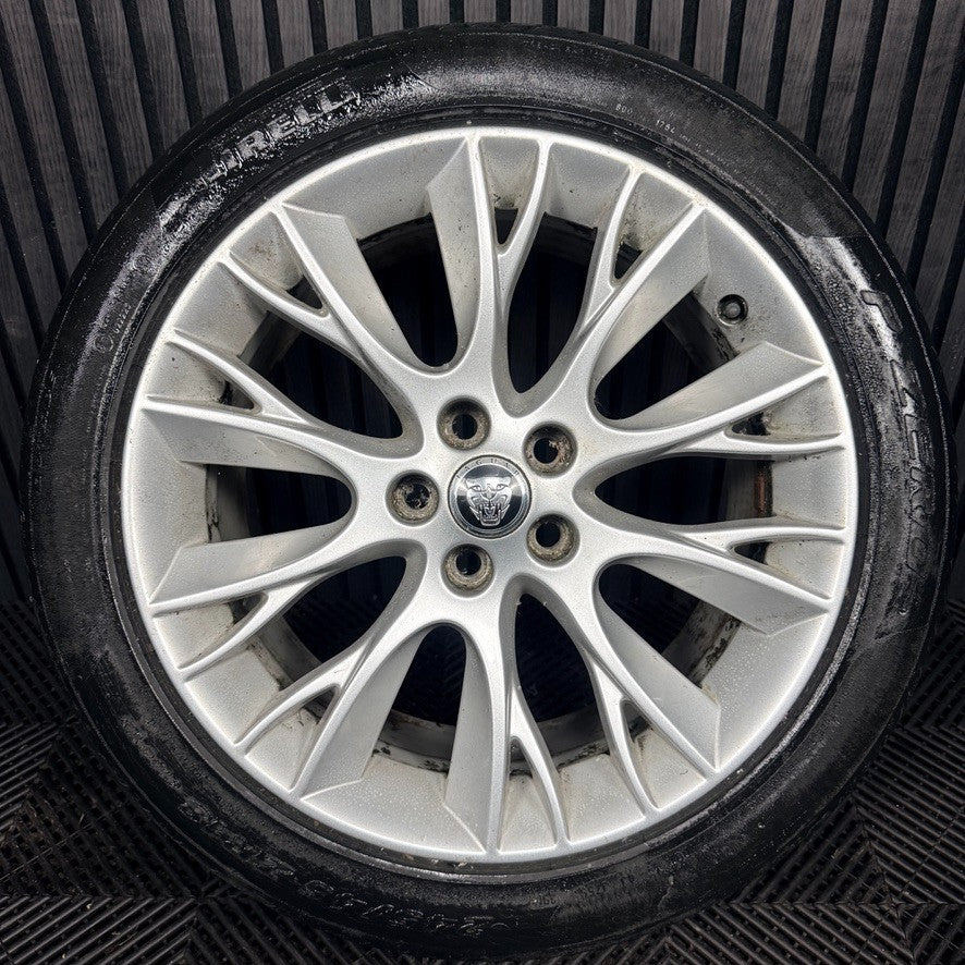 1X 18'' Jaguar XF Lyra X250 Alloy Tyre Wheel Single CX23-1007-AA Genuine