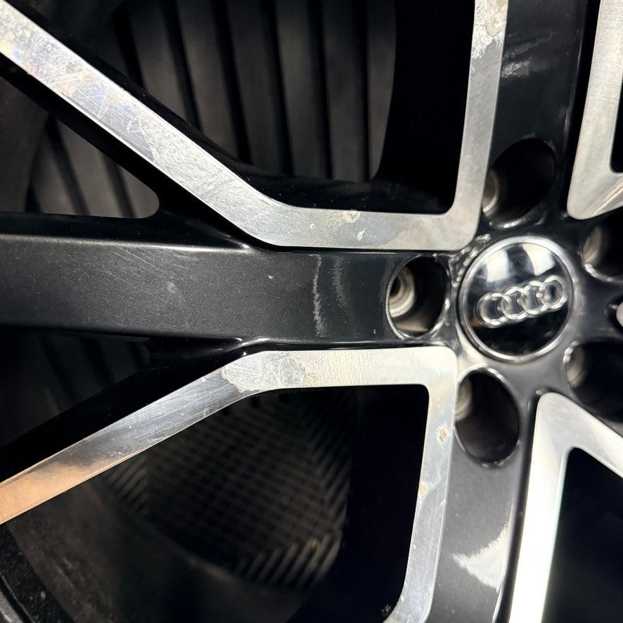 22'' Audi SQ8 Q8 S Line Black RS Alloy Wheels Tyres 4M8601025Q Genuine
