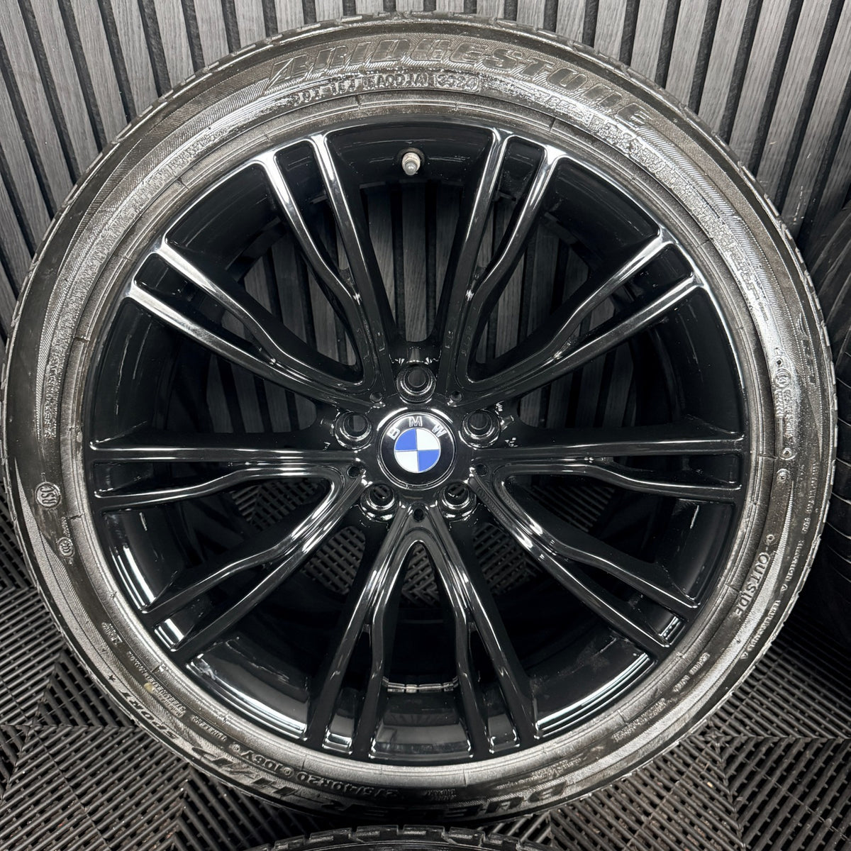 20'' BMW X5 F15 X6 F16 551 Black M Sport Alloy Wheels Tyres Alloys Genuine