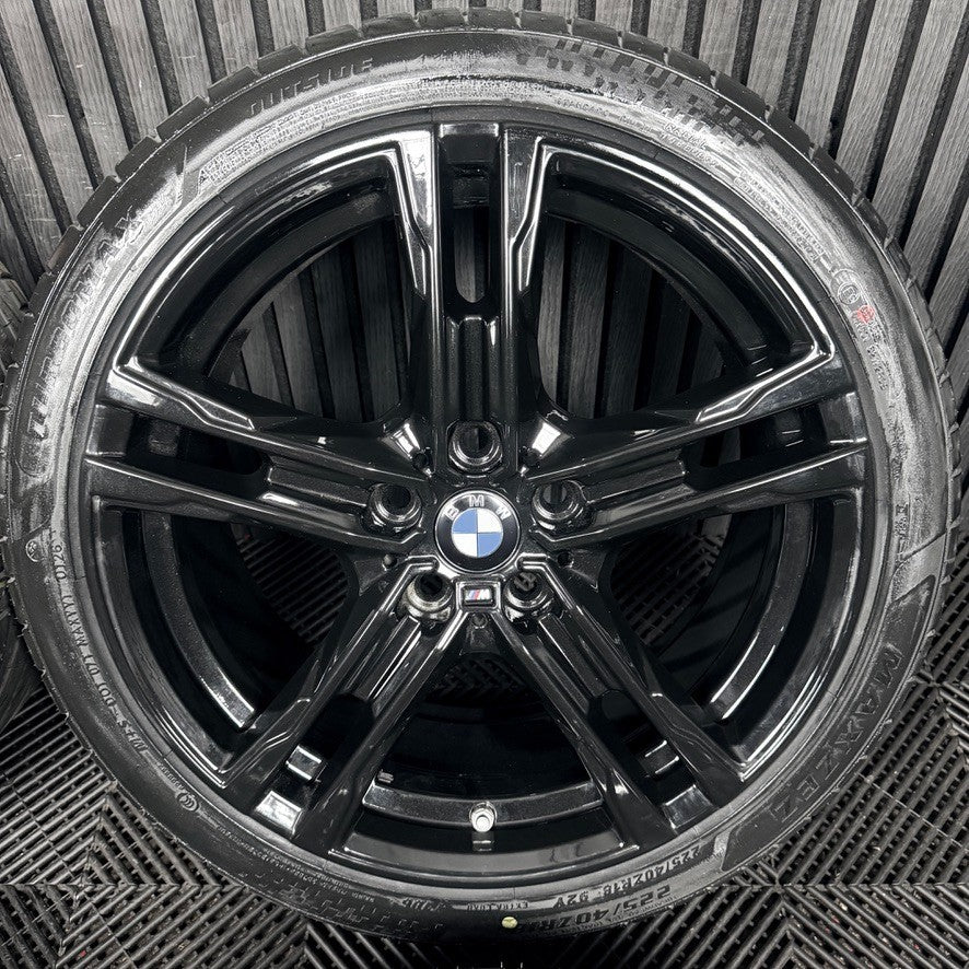 18'' BMW 1 Series 819 Black M Sport 2 F40 F44 Alloy Wheels Tyres 8092352 Genuine