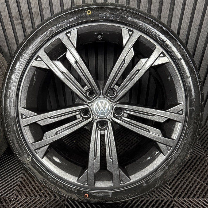 18" GENUINE VW GOLF SEVILLE GREY GTD GT MK7 ALLOY WHEEL TYRES 5G0601025CM