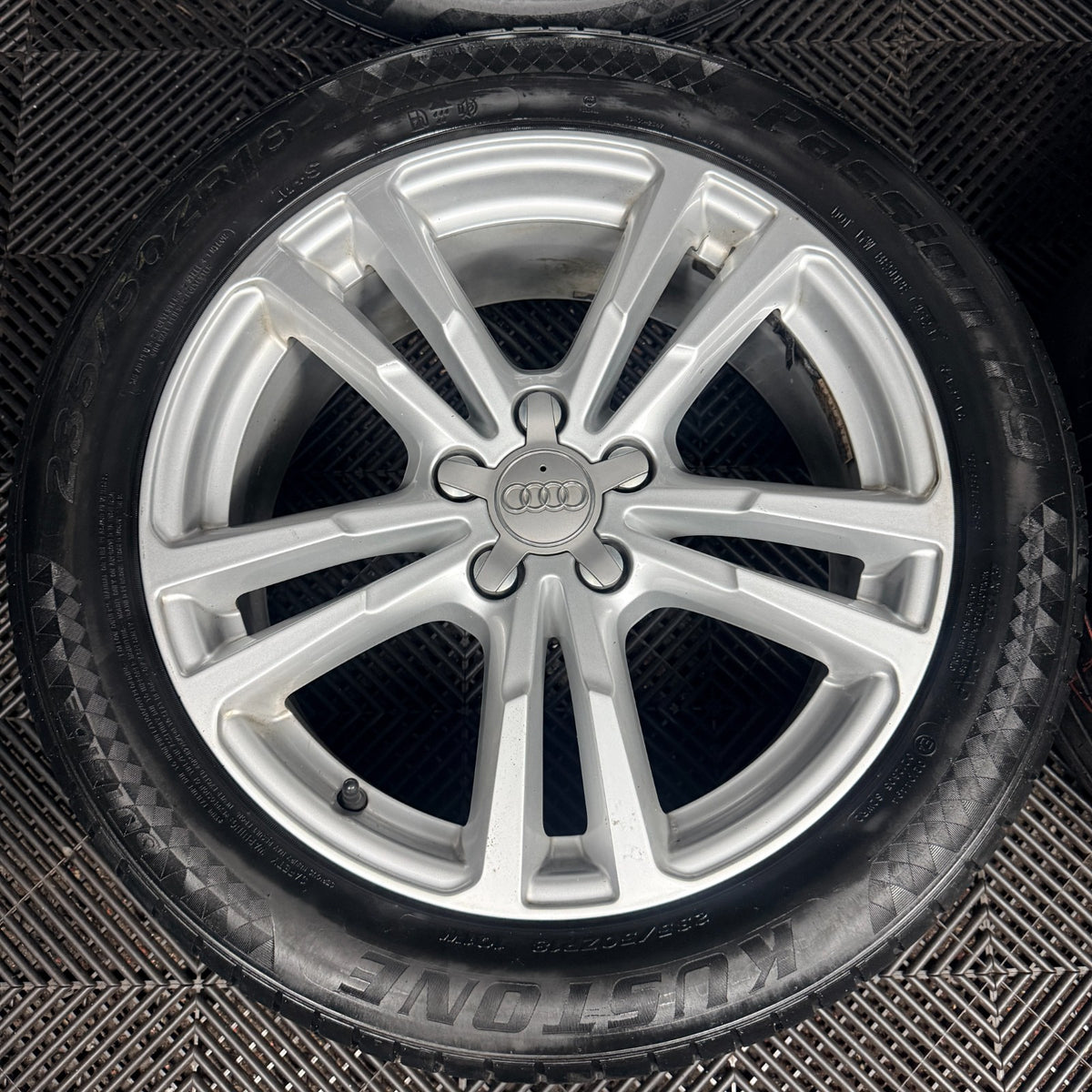 18'' Audi Q3 S Line 5 Double Spoke Facelift Alloy Wheels Tyres Alloys Genuine
