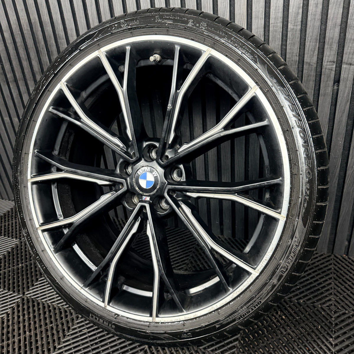 1X 20'' BMW 5 Series 669 M G30 G31 Sport Alloy Wheel Rear 6874445 Genuine