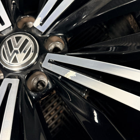 18'' Vw Tiguan Patagonia Mk2 Alloy Wheels Tyres Alloys 5NA601025C Genuine