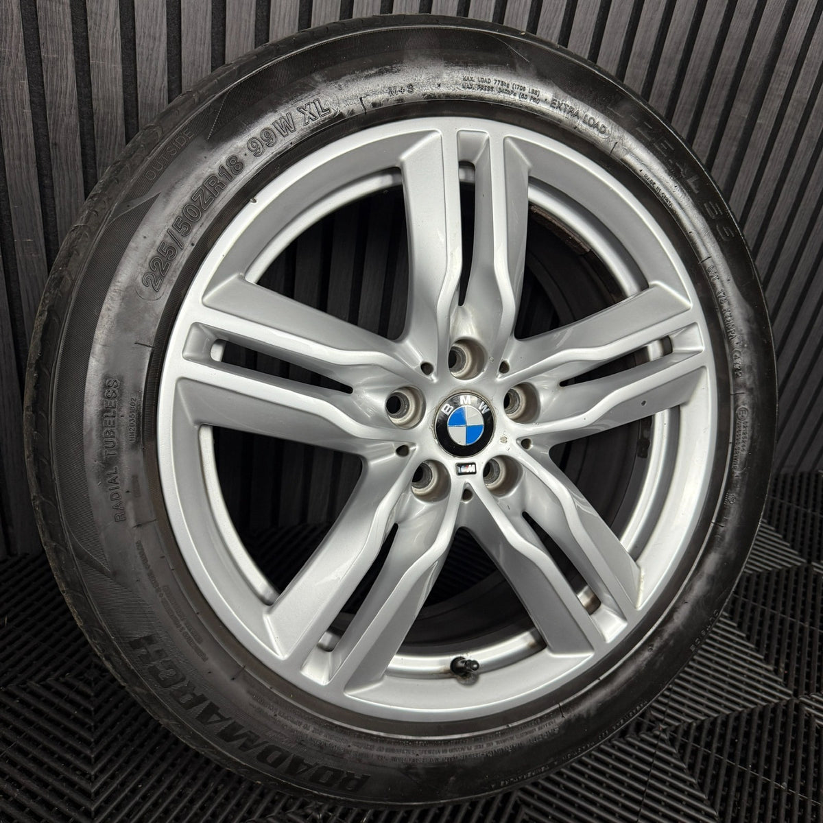 1X 18'' GENUINE BMW X1 570 F48 X2 F39 M SPORT ALLOY WHEEL TYRE 7850456 7.5J ET51