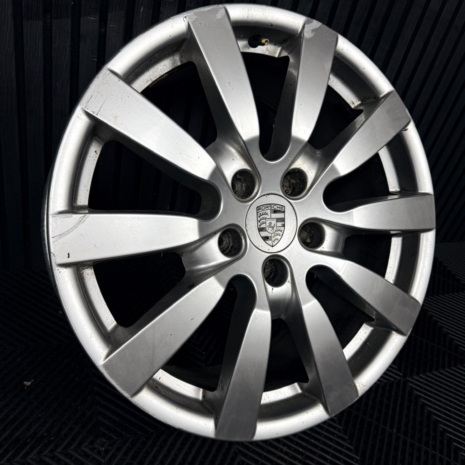 1X 20'' Porsche Cayenne 10 Spoke Alloy Wheel Genuine 7P5601025B 92A