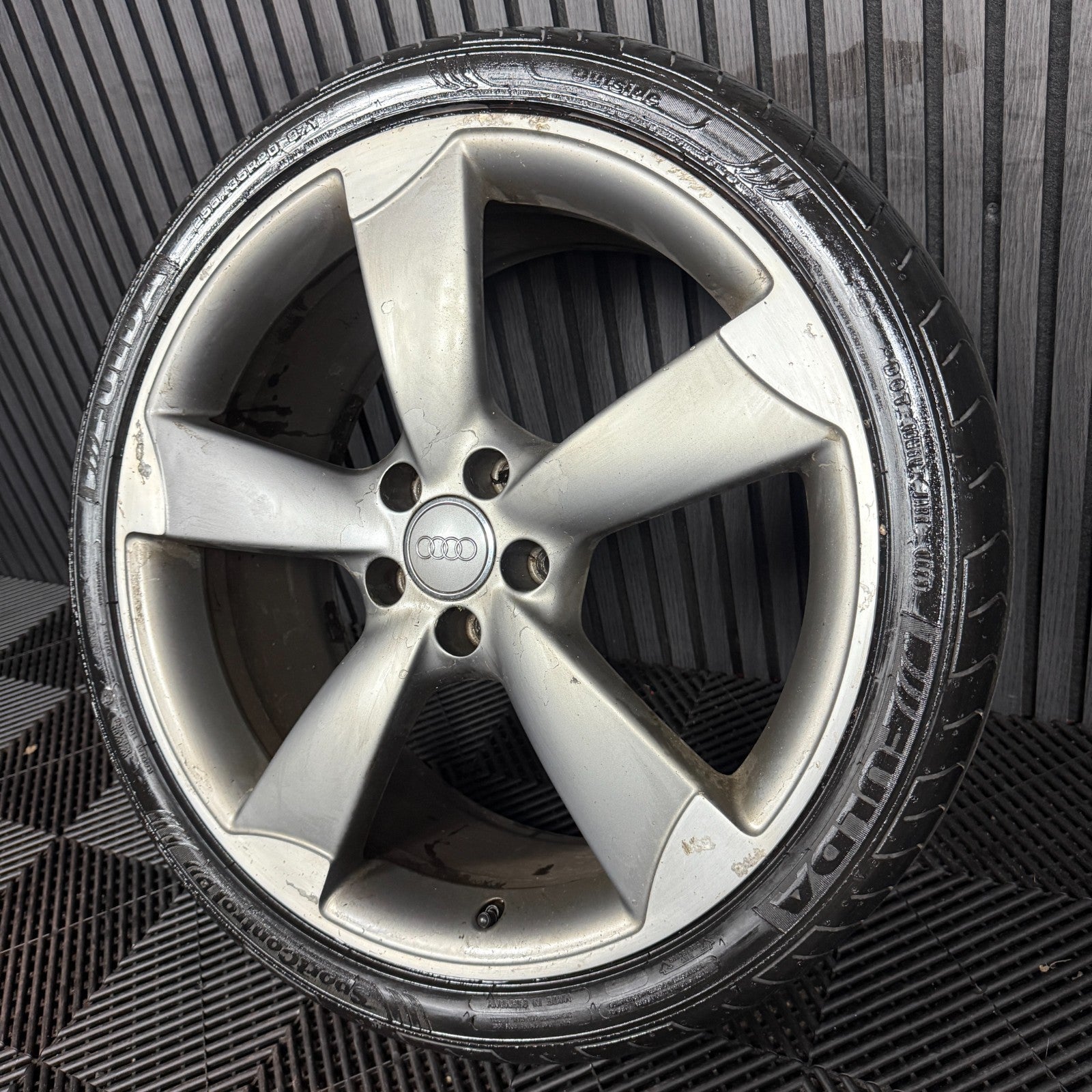1X 20'' GENUINE AUDI A6 S LINE C7 ROTOR BLACK EDITION WHEEL ALLOY 4G9601025BP
