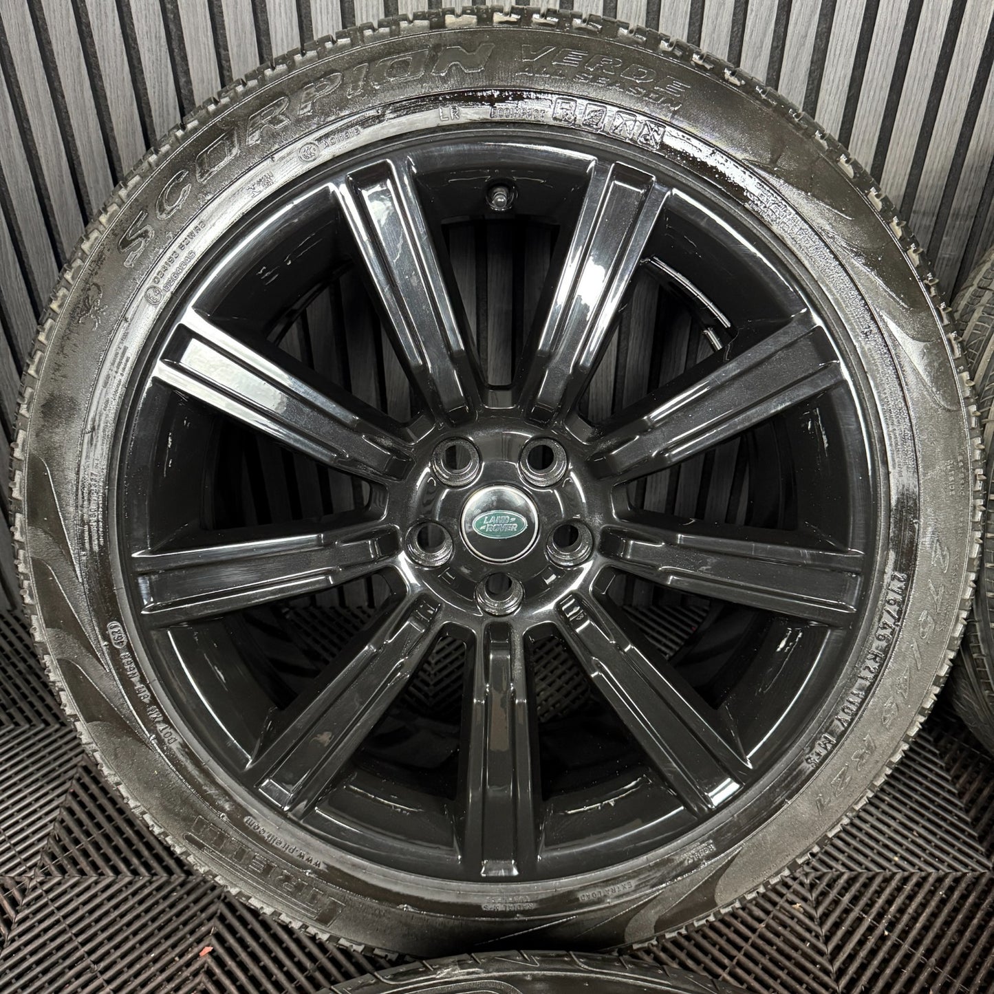 21" GENUINE RANGE ROVER SPORT LAND BLACK WHEELS TYRES ALLOYS 9001 GK5M-1007-AA