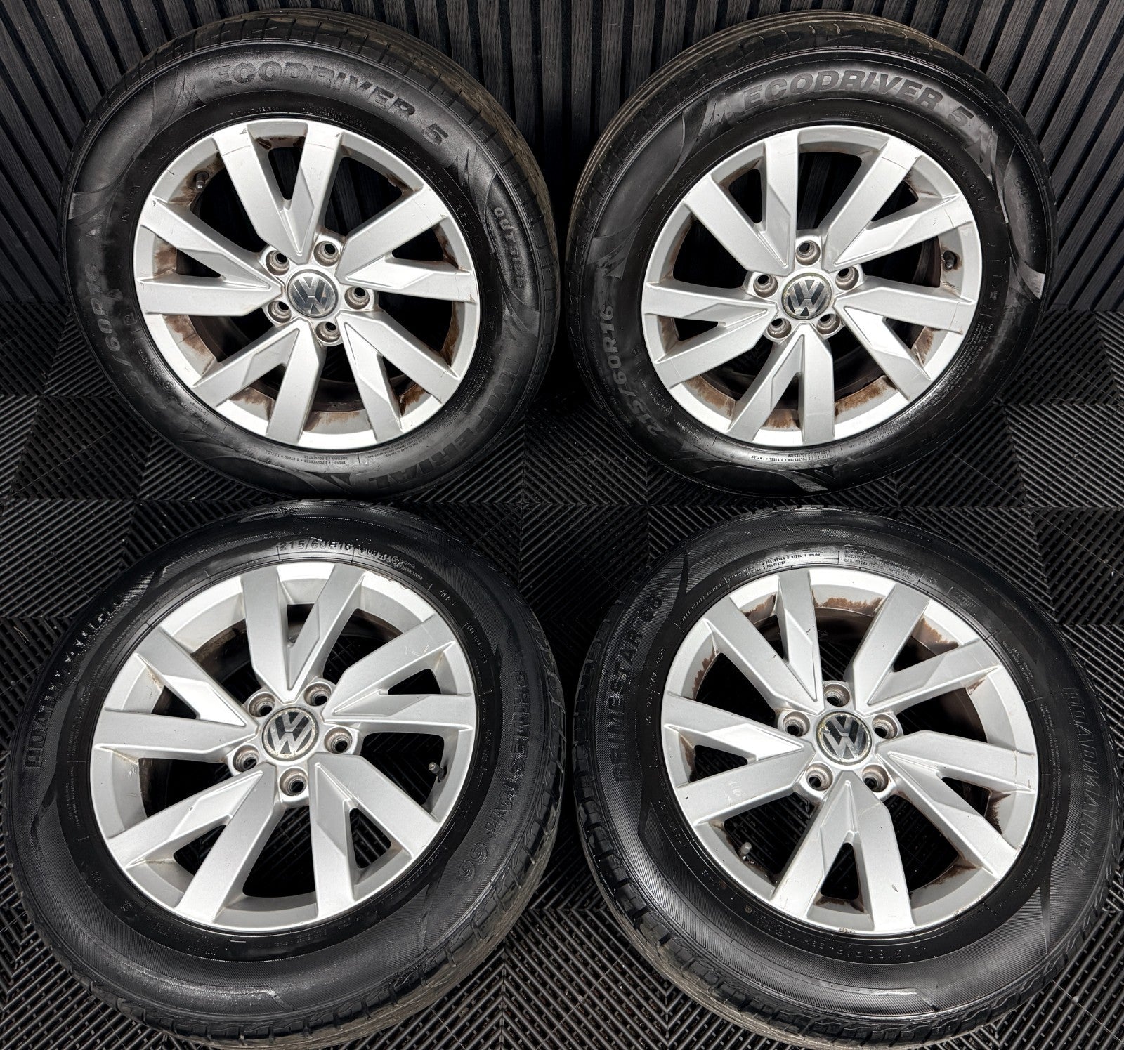 16'' VW Passat B8 Aragon Silver Alloys Wheels Tyres 3G0601025A Genuine