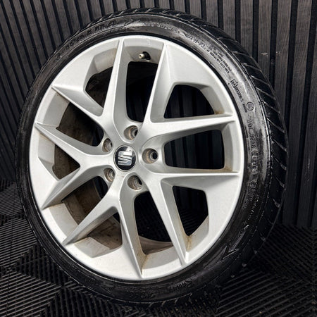 1X 18'' Seat Leon FR Performance MK3 Alloy Wheel Tyre Single Genuine 5F0601025F