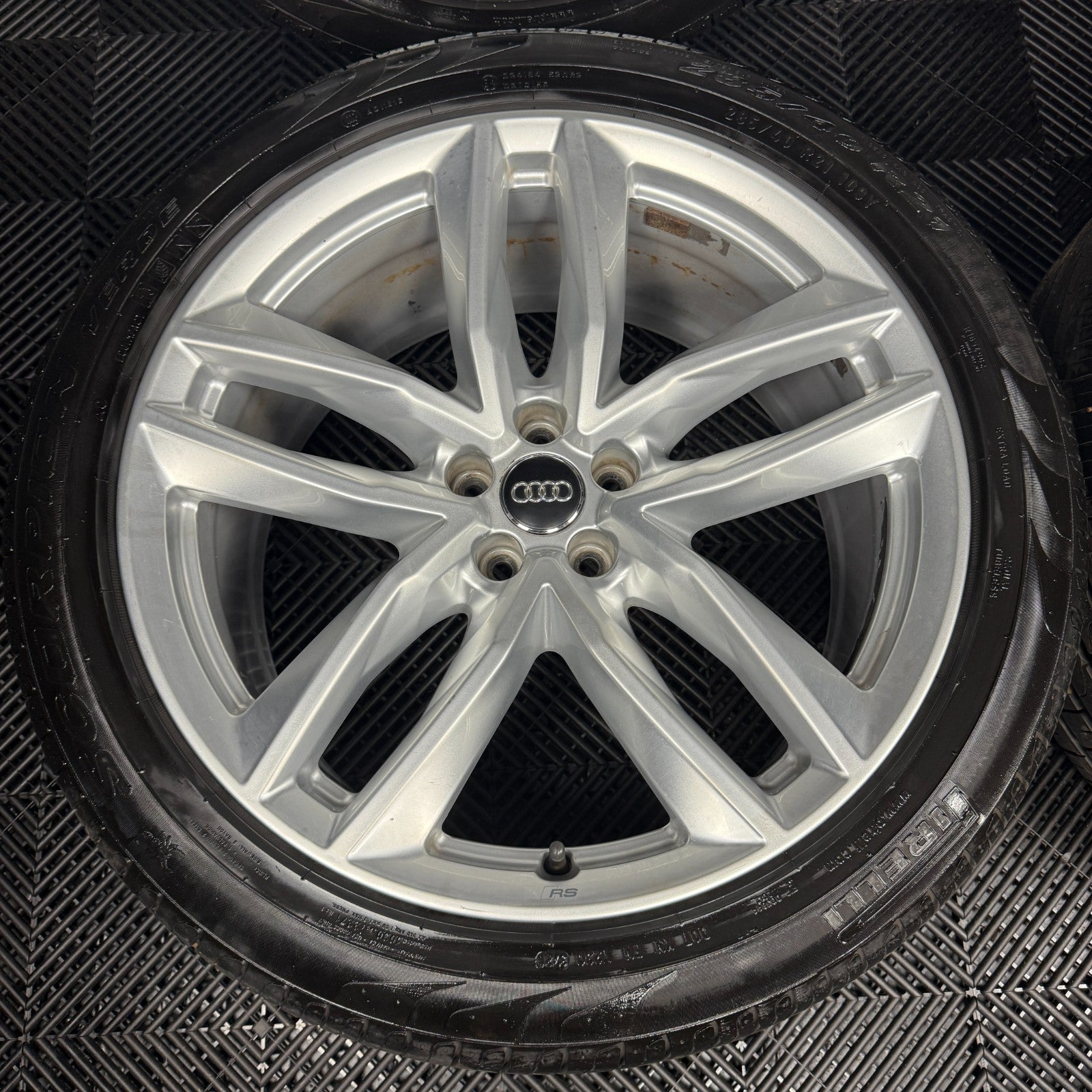 21'' GENUINE AUDI Q7 S LINE RS SILVER ALLOY WHEELS ALLOYS TYRES 4M0601025S