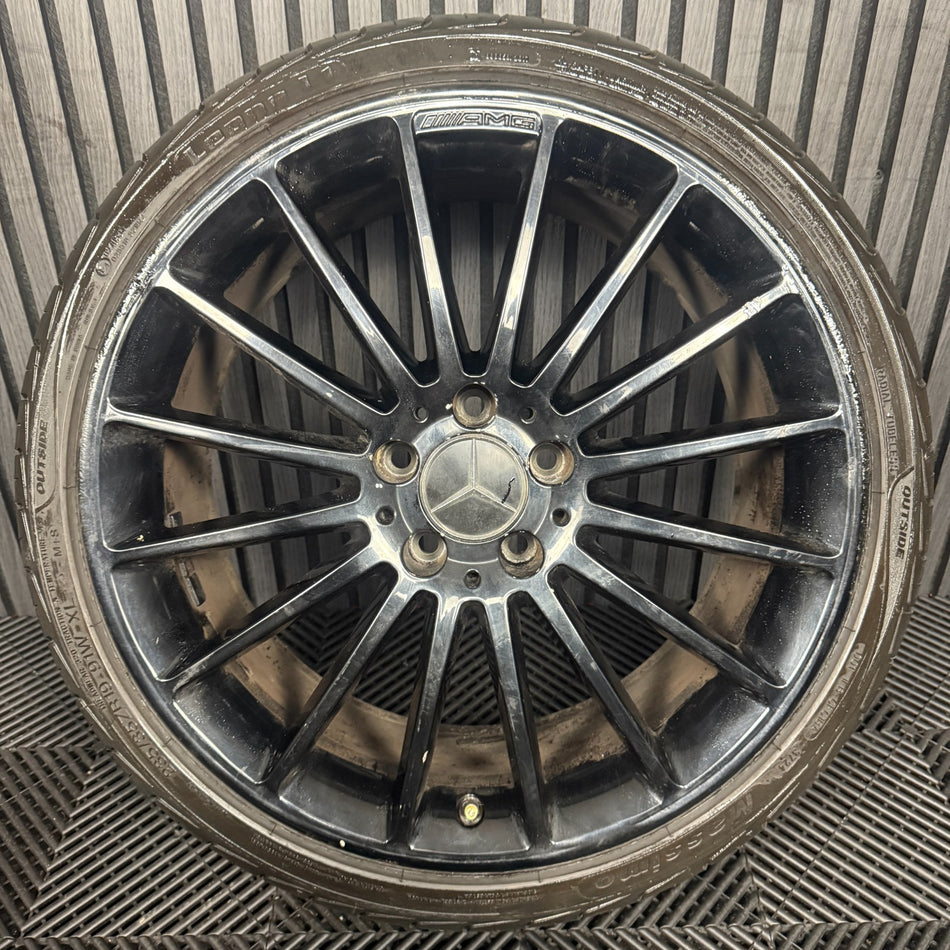 1X 19" GENUINE MERCEDES A CLASS CLA A35 BLACK ALLOY WHEEL TYRE W176 A1764010502