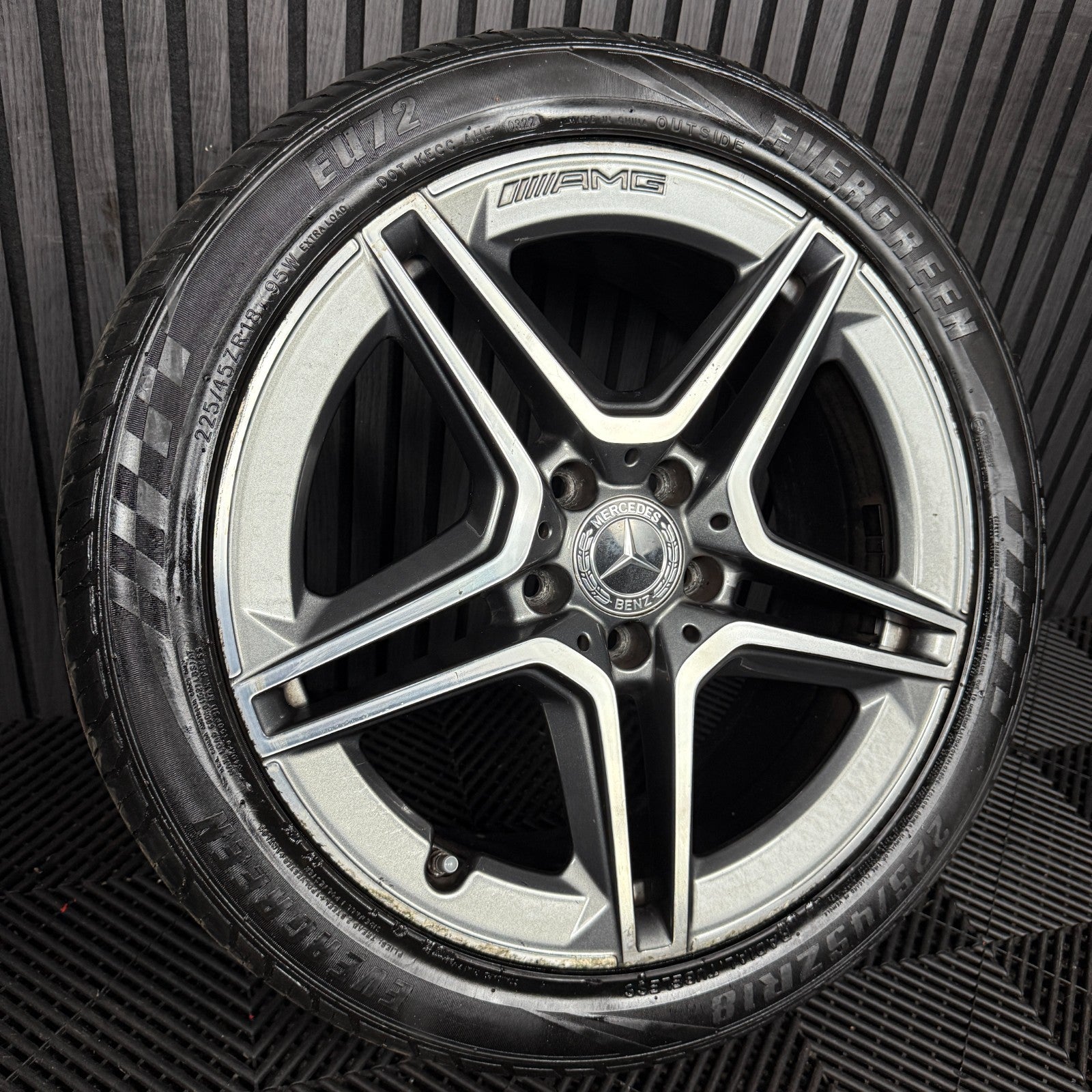 1X 18'' GENUINE AMG MERCEDES A CLASS CLA W177 SPORT ALLOY WHEEL TYRE A1774011500