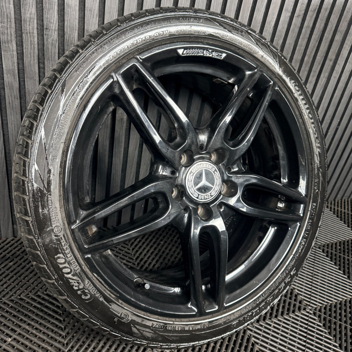 1X 18'' Mercedes AMG A Class CLA Black W176 Alloy Wheel Tyre A1764010700 Genuine