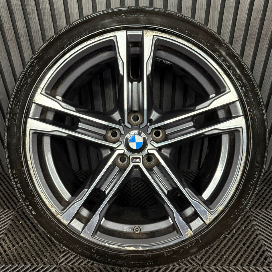 1x 18'' BMW 1 Series 819 M Sport 2 F40 F44 Alloy Wheels Tyre 8092352 Genuine OEM
