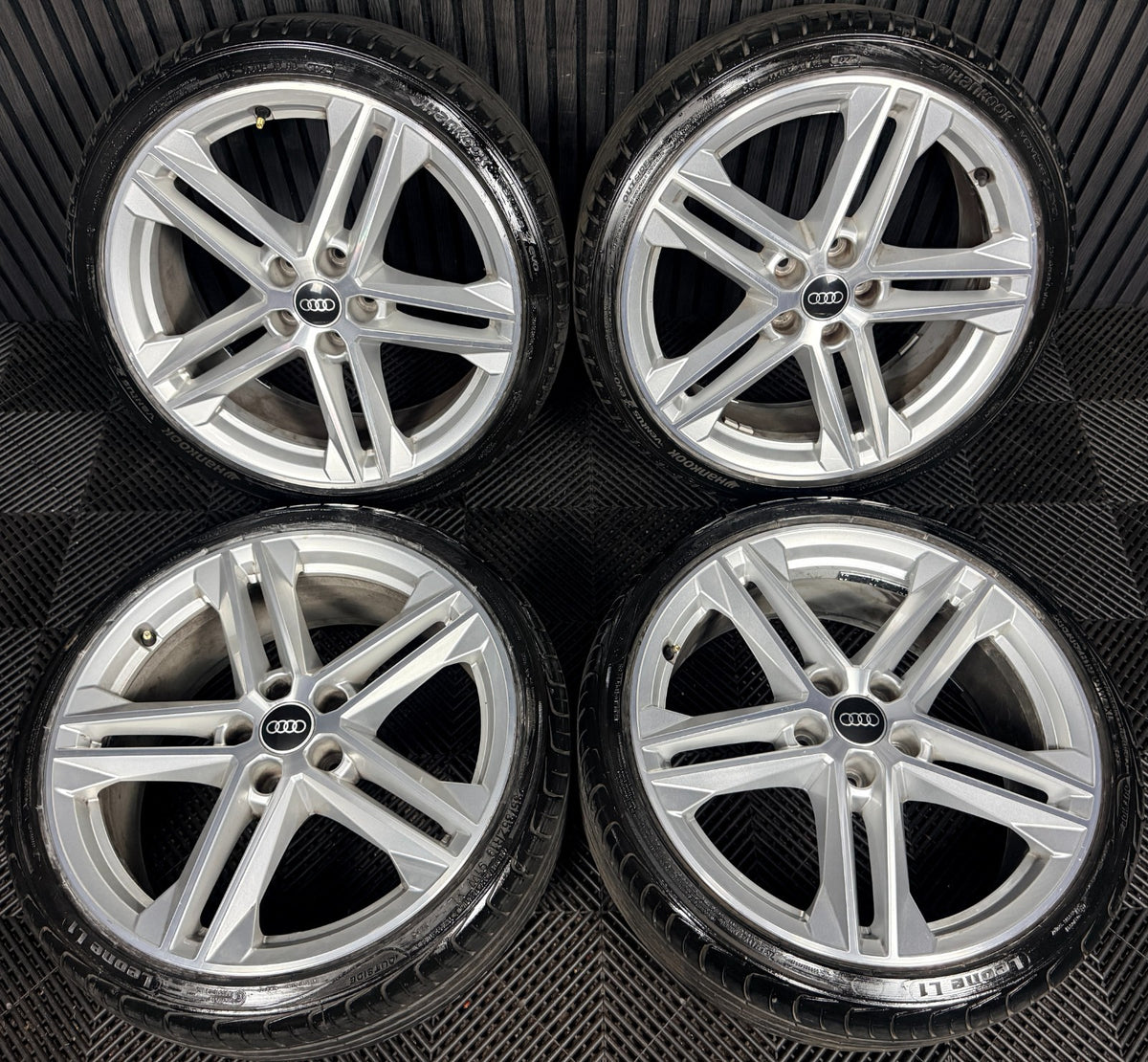 19'' Audi A3 A4 S Line Wheels Alloys Tyres 80A601025G Genuine