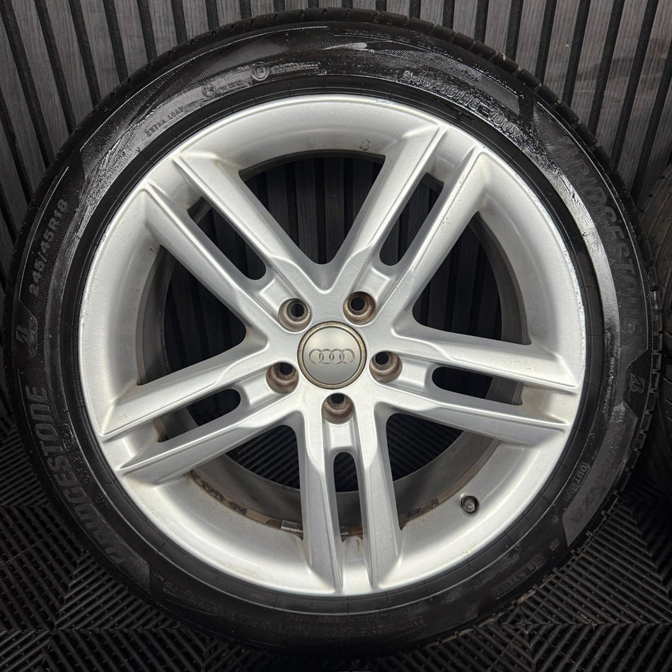 18'' GENUINE AUDI A6 C7 S LINE SILVER ALLOYS WHEELS TYRES 4G0601025BL 5X112