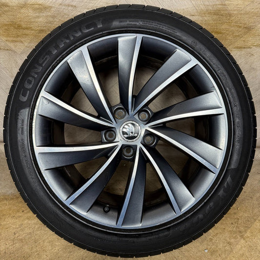 1X 18'' GENUINE SKODA SUPURB MK3 3V TYRE ALLOY WHEEL 3V0601025L SPARE