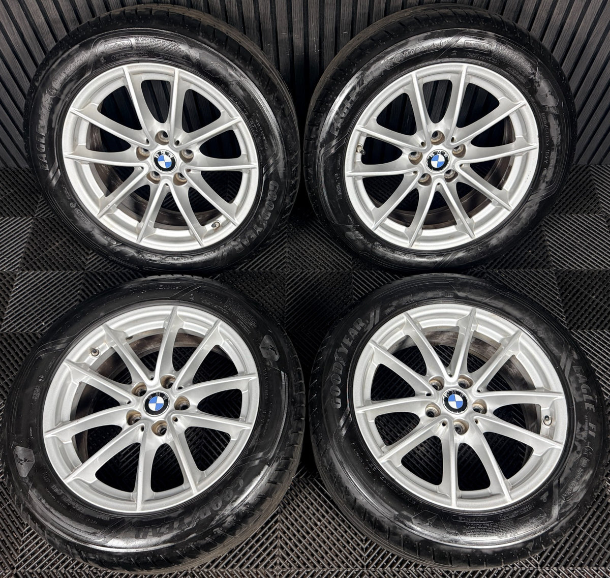 17" Bmw 5 Series 618 Silver Multispoke G30 G31 Alloy Wheel Tyres 6868217 Genuine
