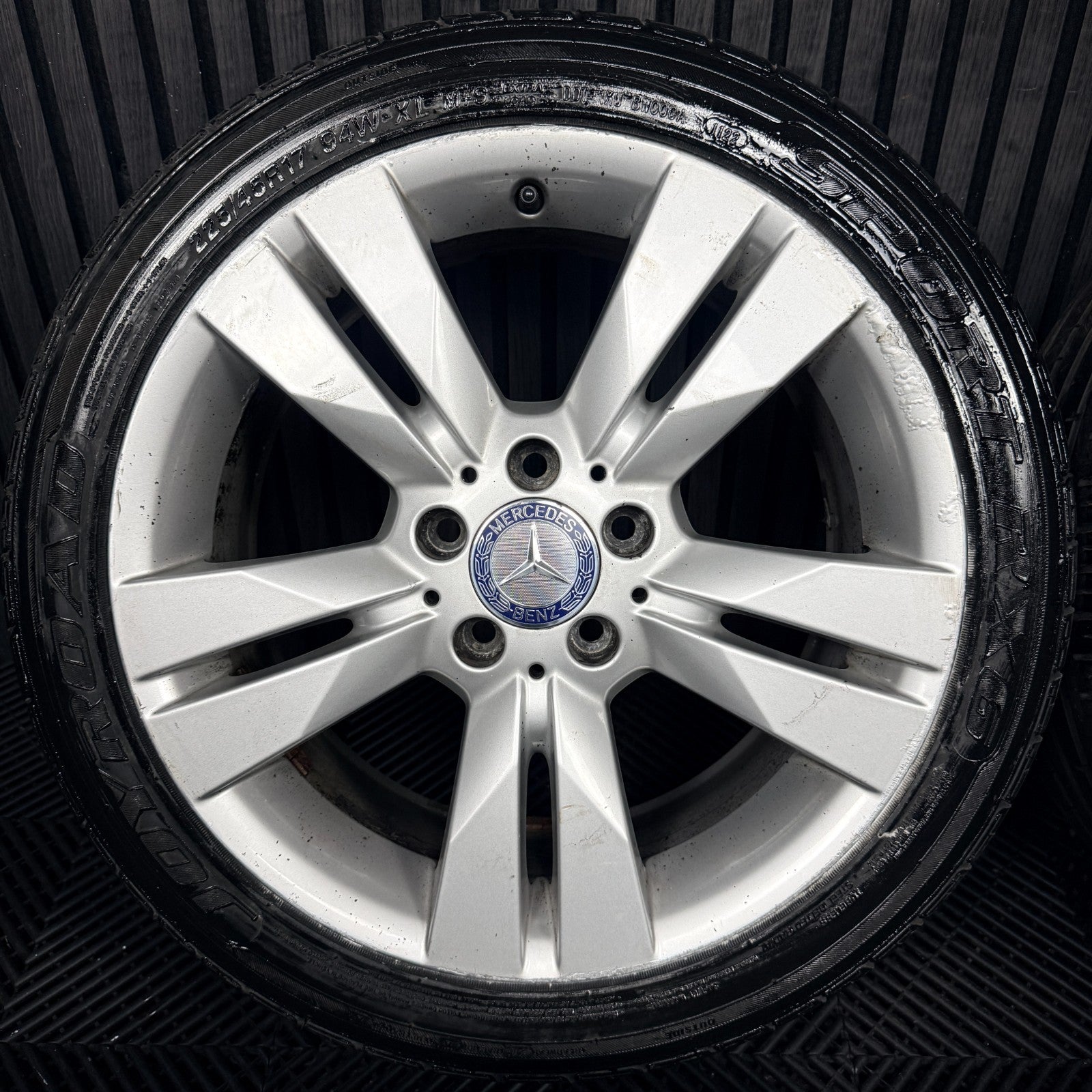 17" Mercedes C Class W204 Silver Alloy Wheels Tyres Alloys Genuine