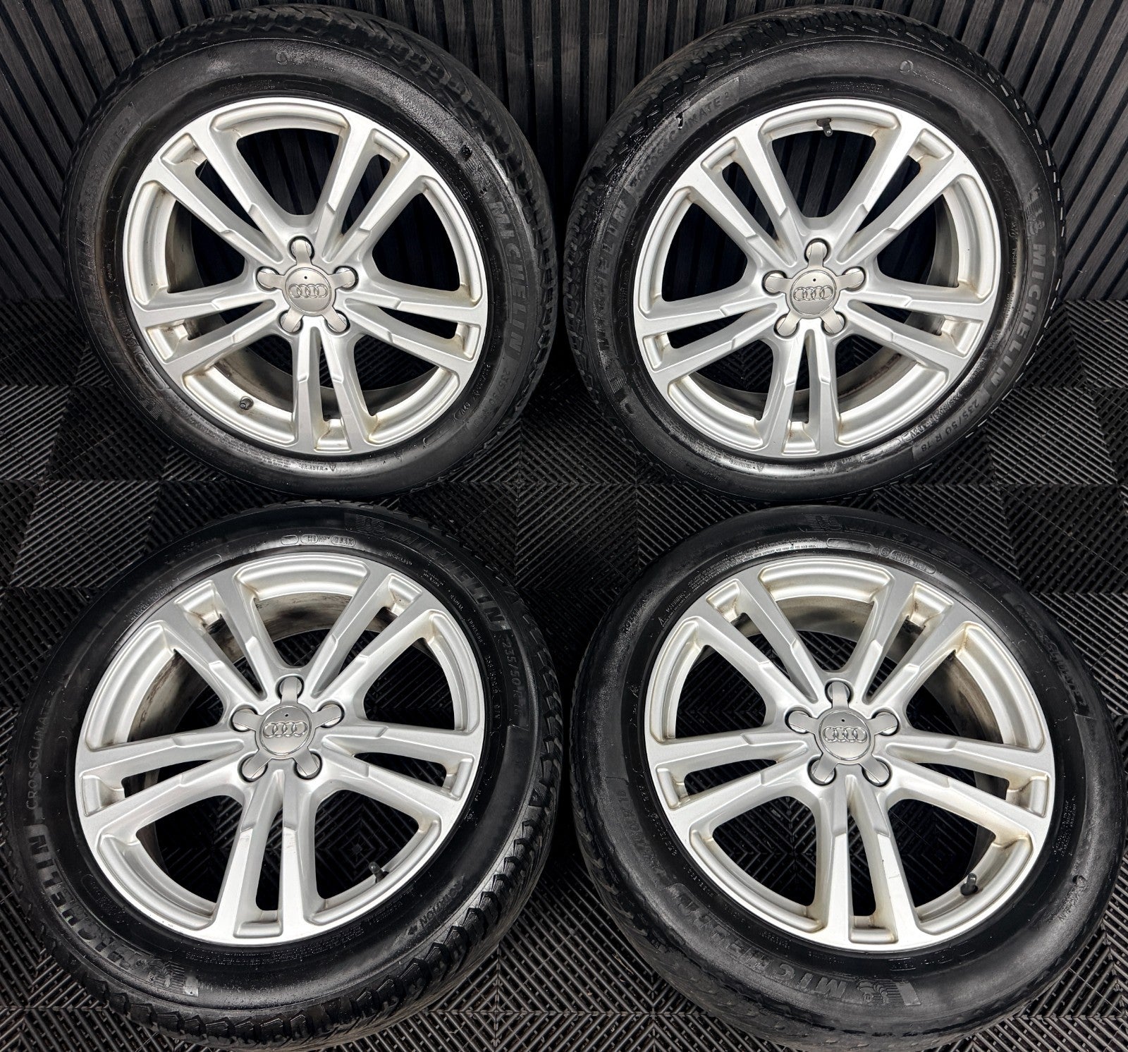18'' Audi Q3 S Line 5 Double Spoke Facelift Alloy Wheels Tyres Alloys Genuine