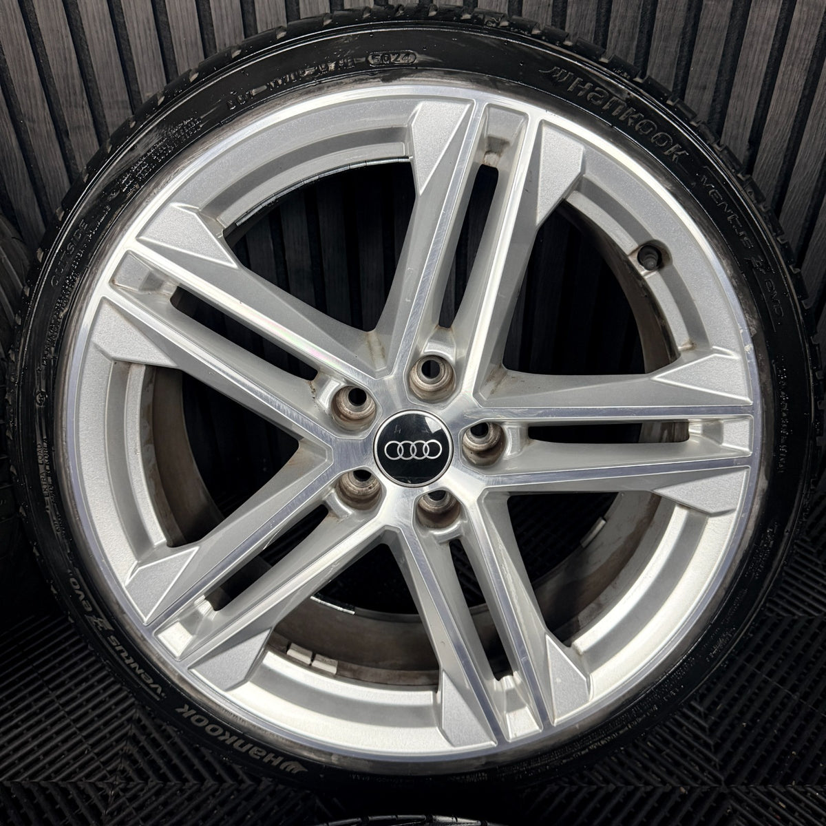 19'' Audi A3 A4 S Line Wheels Alloys Tyres 80A601025G Genuine