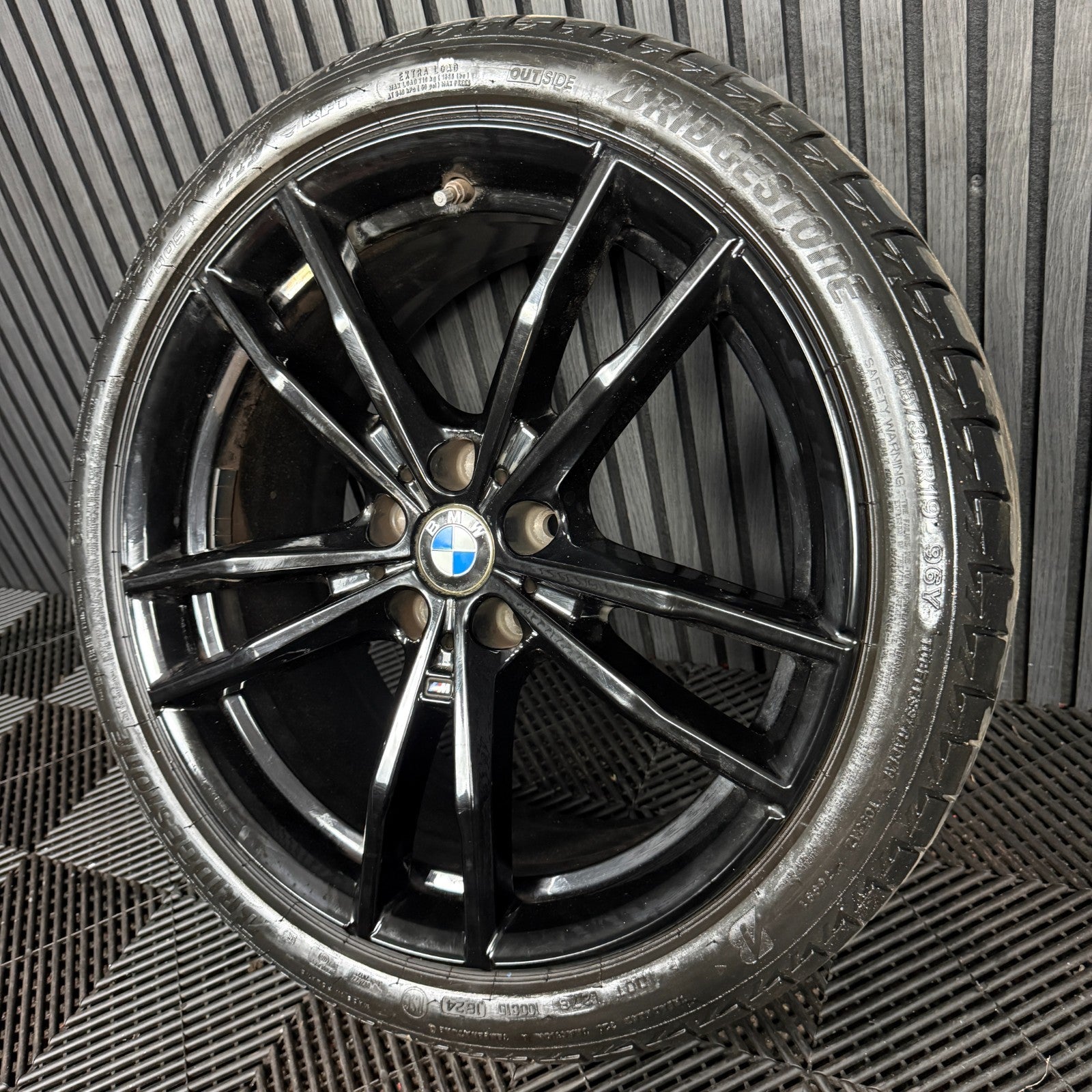 1X 19'' GENUINE BMW 3 SERIES 791 M SPORT 4 G20 BLACK ALLOY WHEEL 8090095 REAR