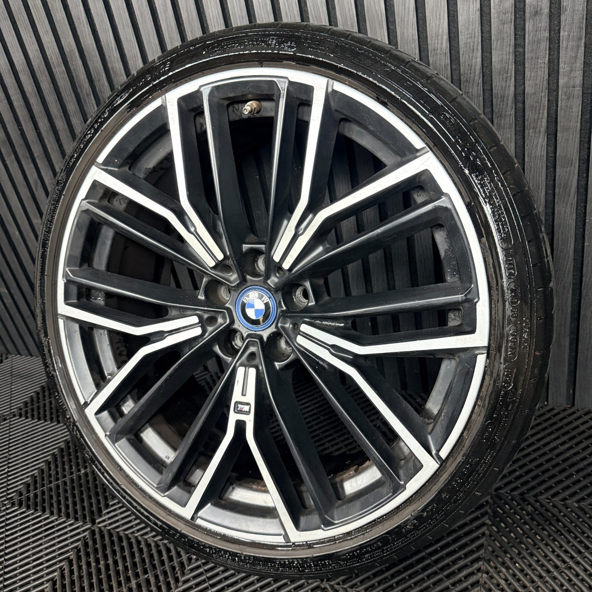 1X 20'' BMW 5 Series 846 M G30 G31 Sport Alloy Wheel Front 8747236 Genuine
