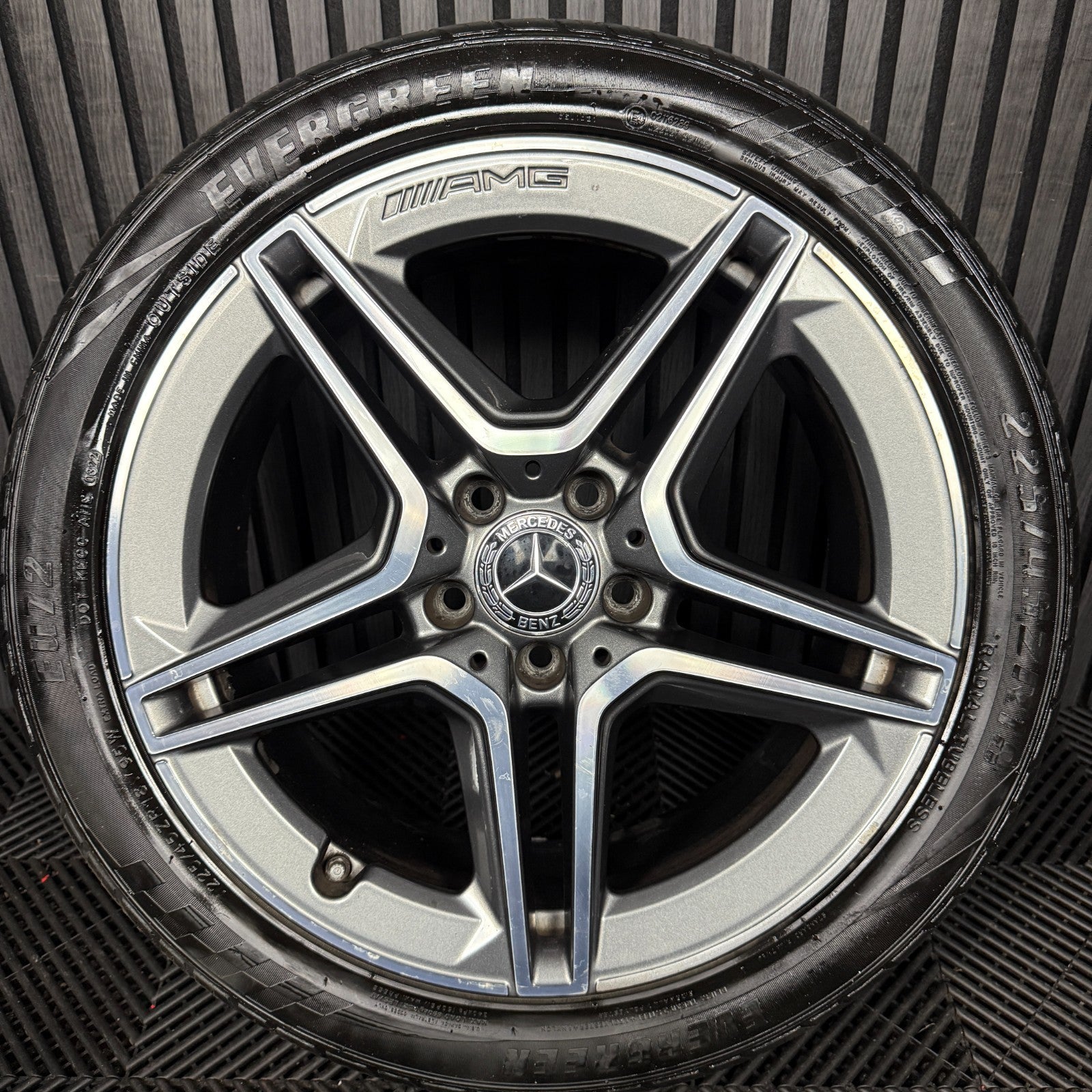 1X 18'' GENUINE AMG MERCEDES A CLASS CLA W177 SPORT ALLOY WHEEL TYRE A1774011500