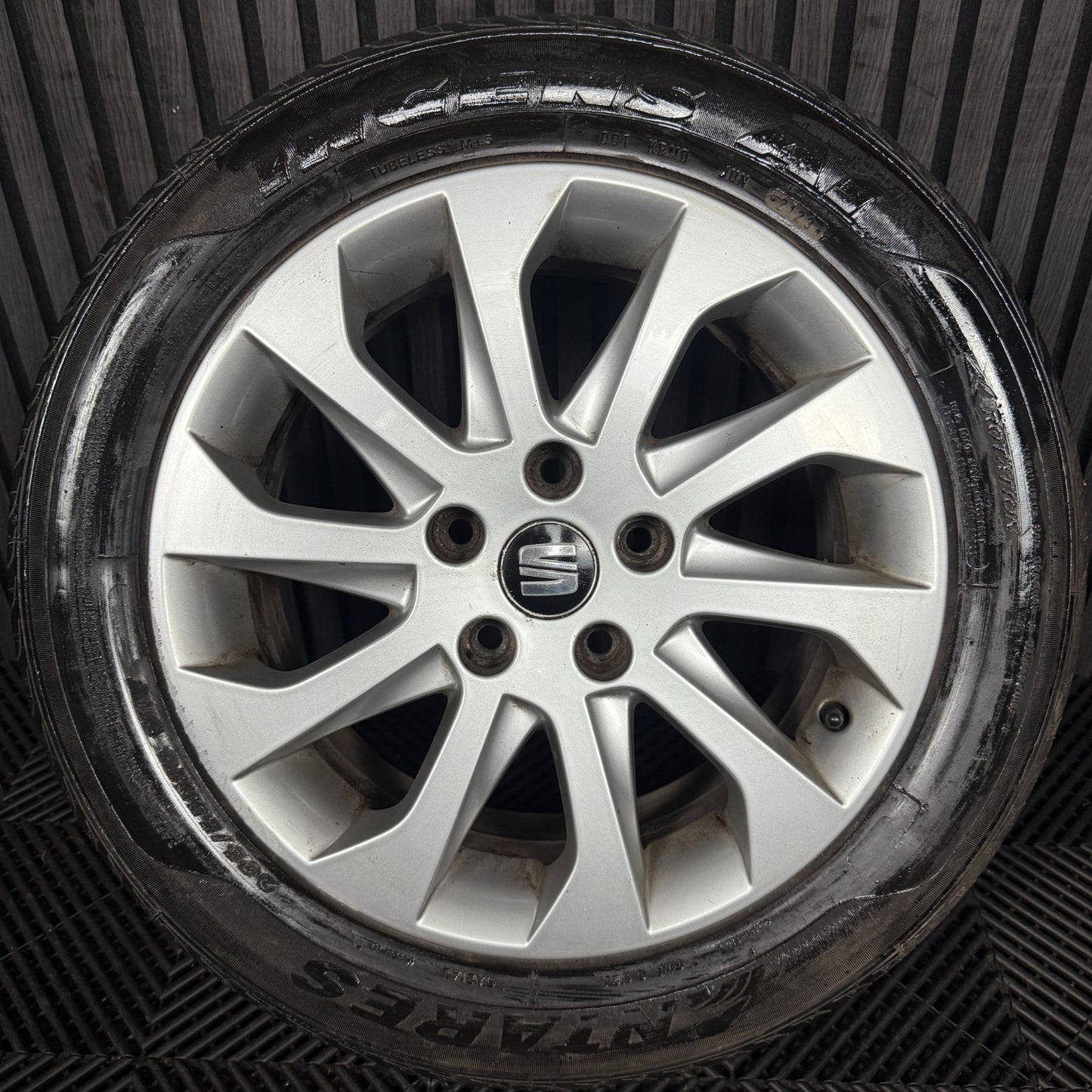 1X 16'' GENUINE SEAT LEON MK3 ALLOY WHEEL TYRE SPARE SINGLE 5F0601025A