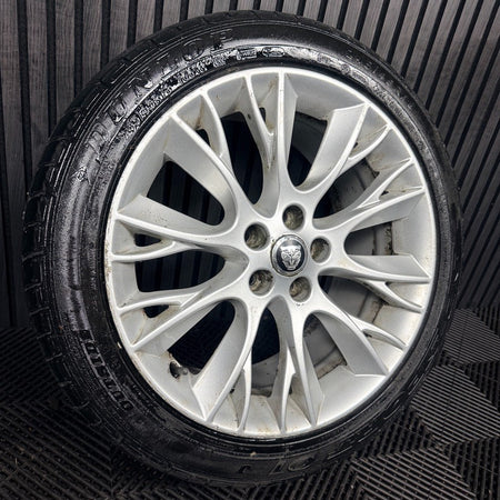 1X 18'' Jaguar XF Lyra X250 Alloy Tyre Wheel Single CX23-1007-AA Genuine