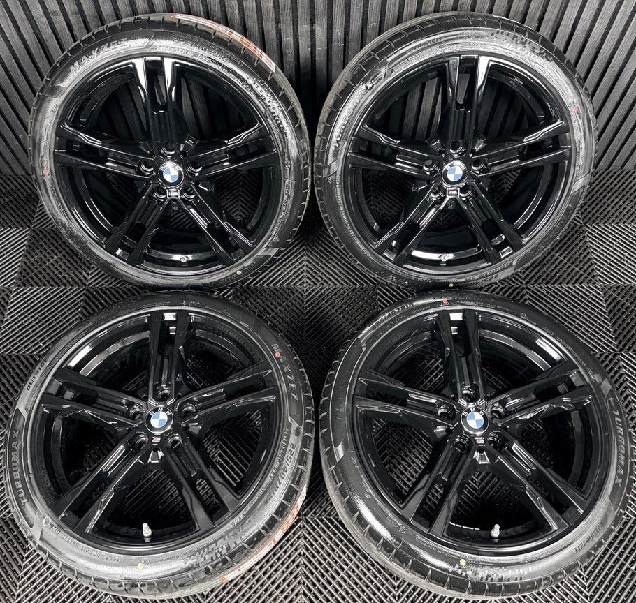 18'' BMW 1 Series 819 Black M Sport 2 F40 F44 Alloy Wheels Tyres 8092352 Genuine