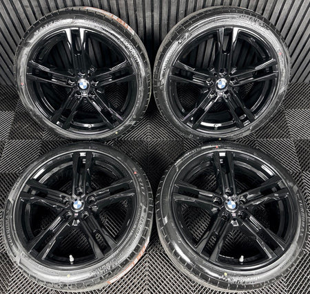 18'' BMW 1 Series 819 Black M Sport 2 F40 F44 Alloy Wheels Tyres 8092352 Genuine