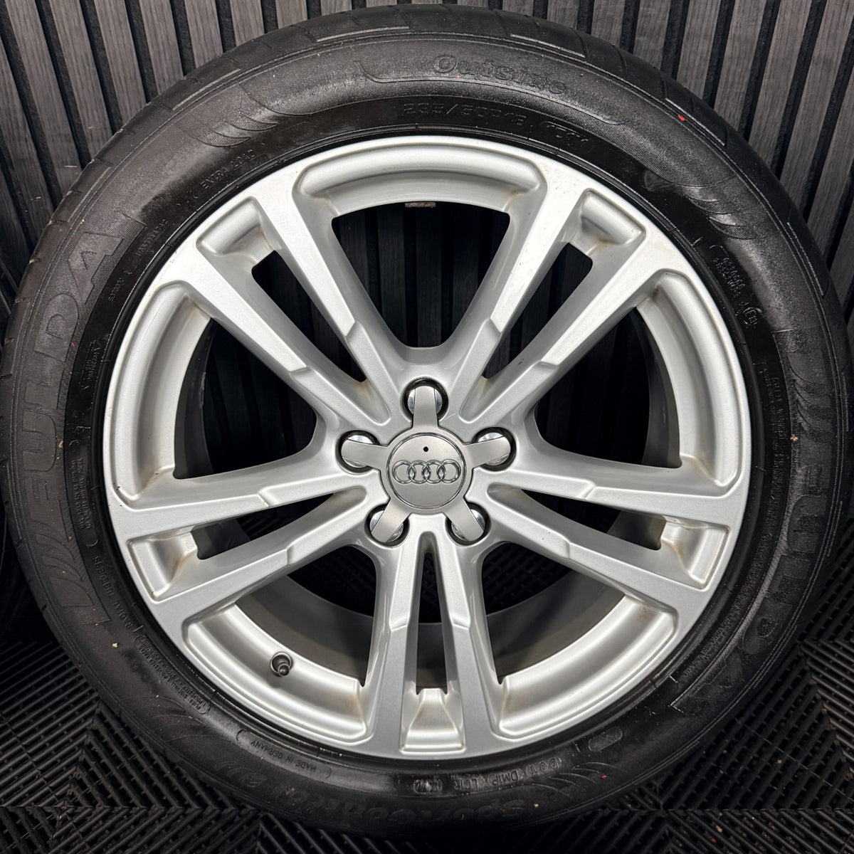 18'' Audi Q3 S Line 5 Double Spoke Facelift Alloy Wheels Tyres Alloys Genuine
