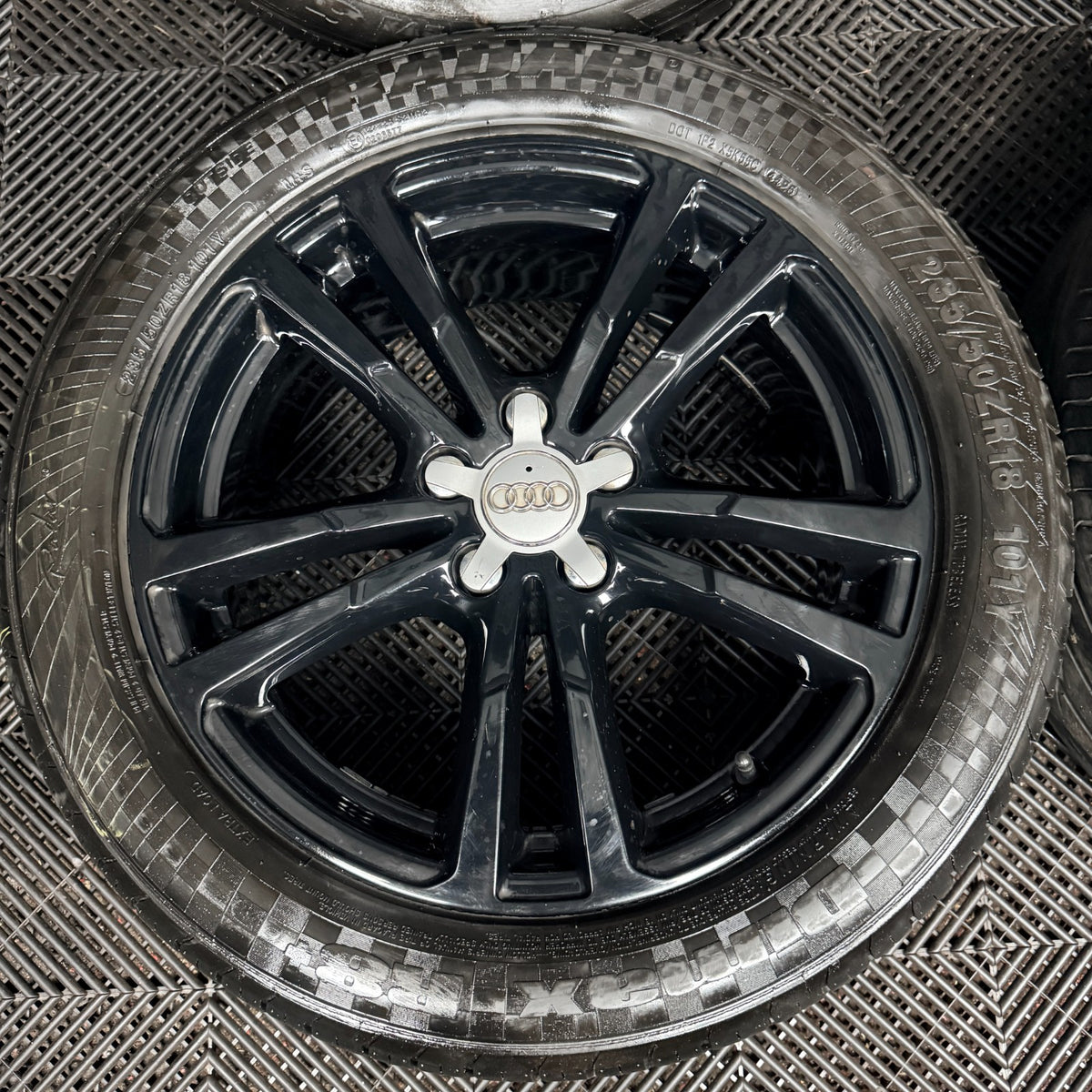 18'' Audi Q3 S Line 5 Double Spoke Black Alloy Wheels Tyres Alloys Genuine