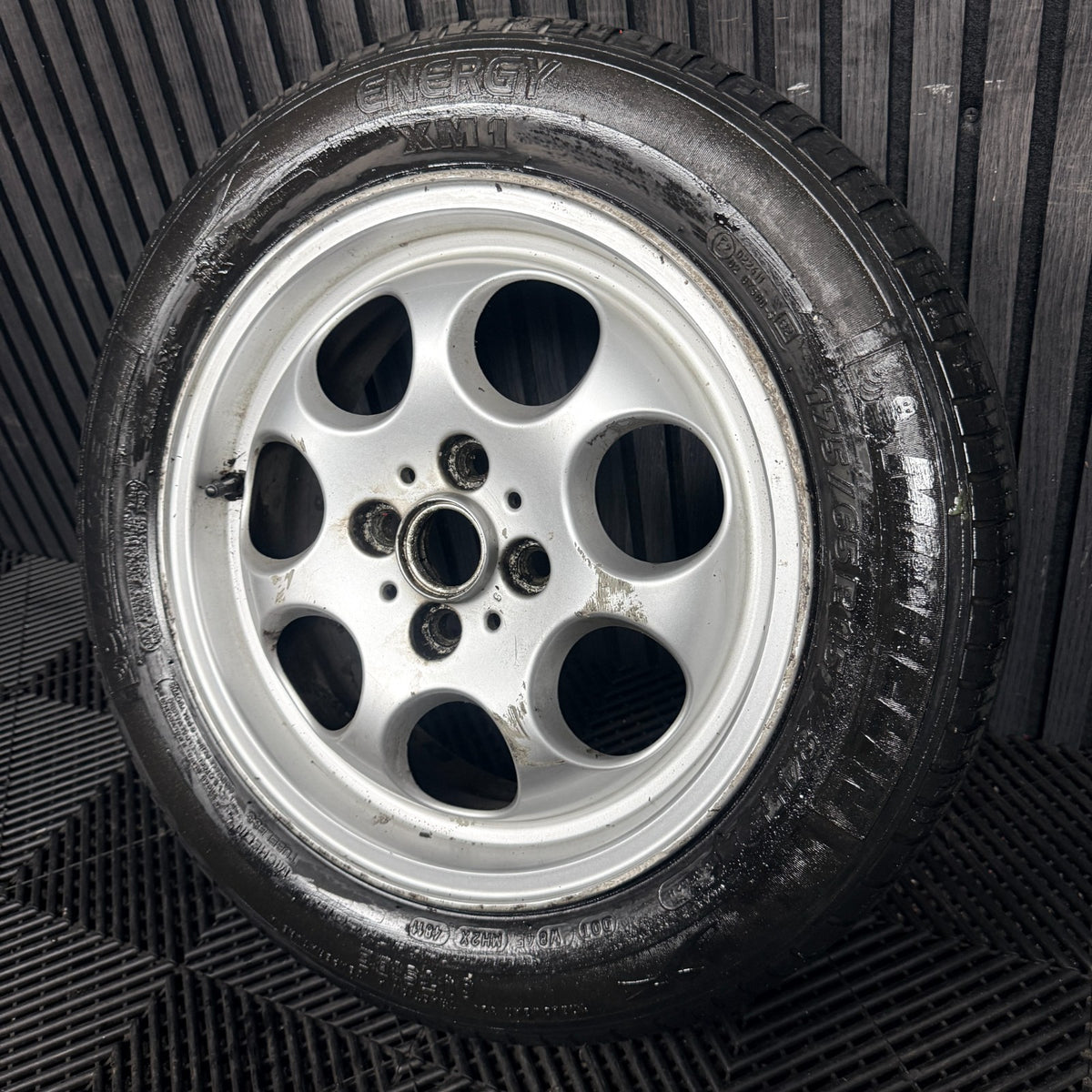 1X 15" MINI R50 R52 R56 One 7 Hole Teledial 81 Alloy Wheel Tyre 1512458 Genuine