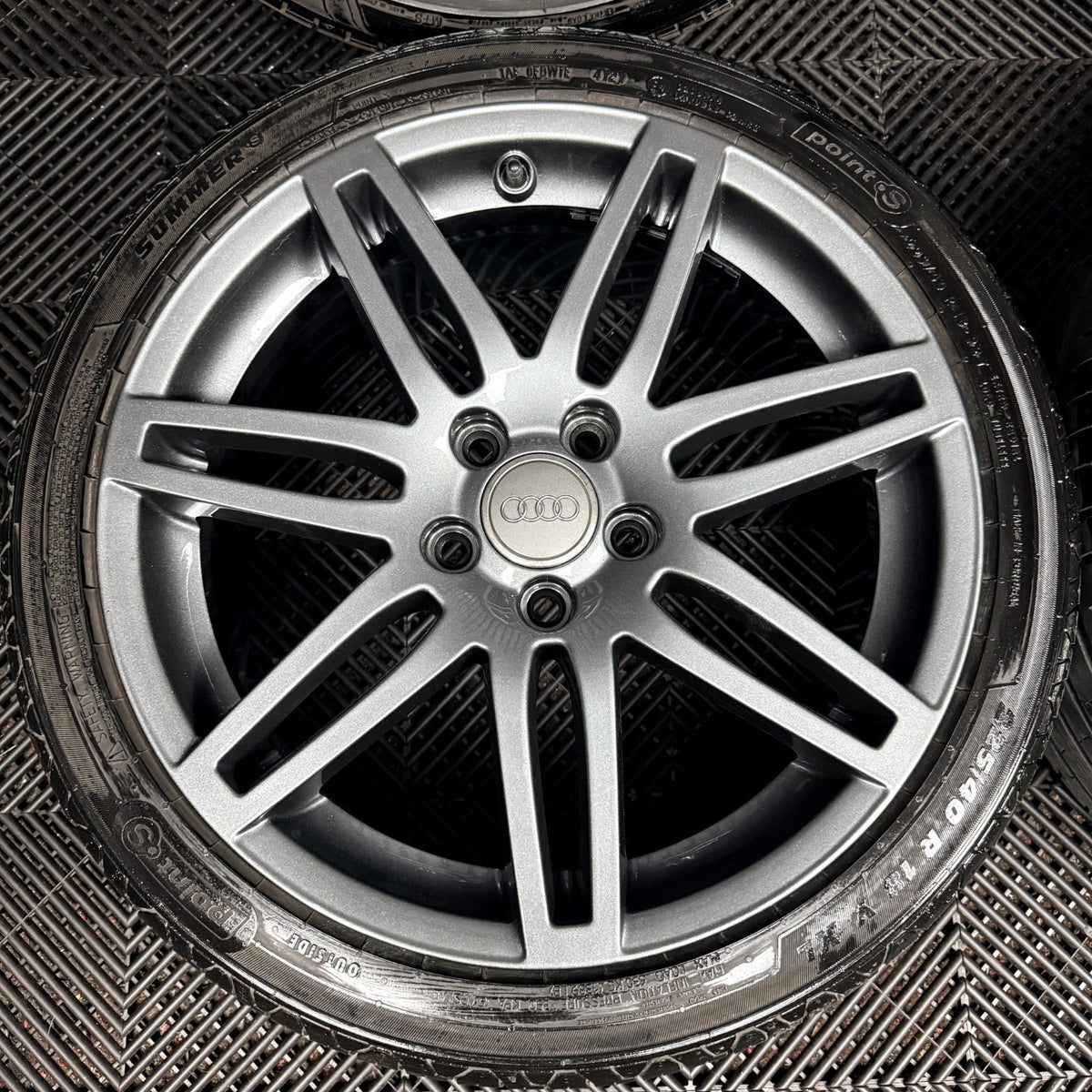 18'' Audi A3 S Line Grey Black Edition Wheels Alloys Tyres 8P0601025BA Genuine