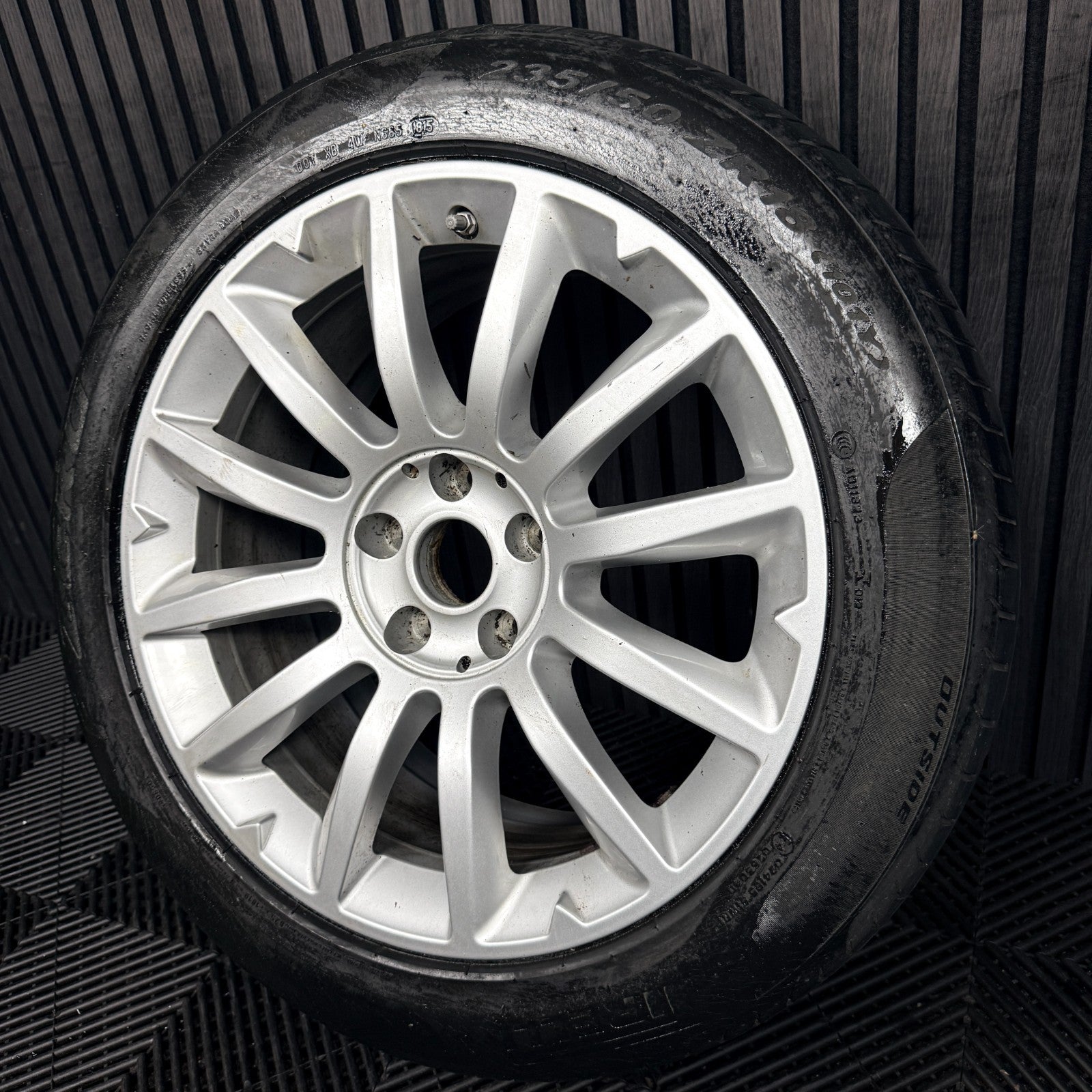 1X 18'' Maserati Ghibli Levante 670019917 Alloy Wheel Single Rear Genuine