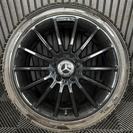 1X 18'' GENUINE AMG MERCEDES A CLASS CLA W176 BLACK ALLOY WHEEL TYRE A1764010200