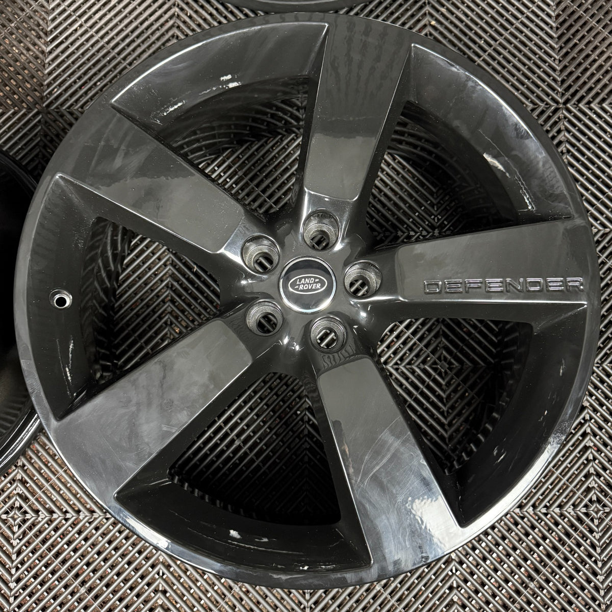 22'' Land Rover Defender 5 Spoke Black 5098 Alloy Wheels Alloys Genuine