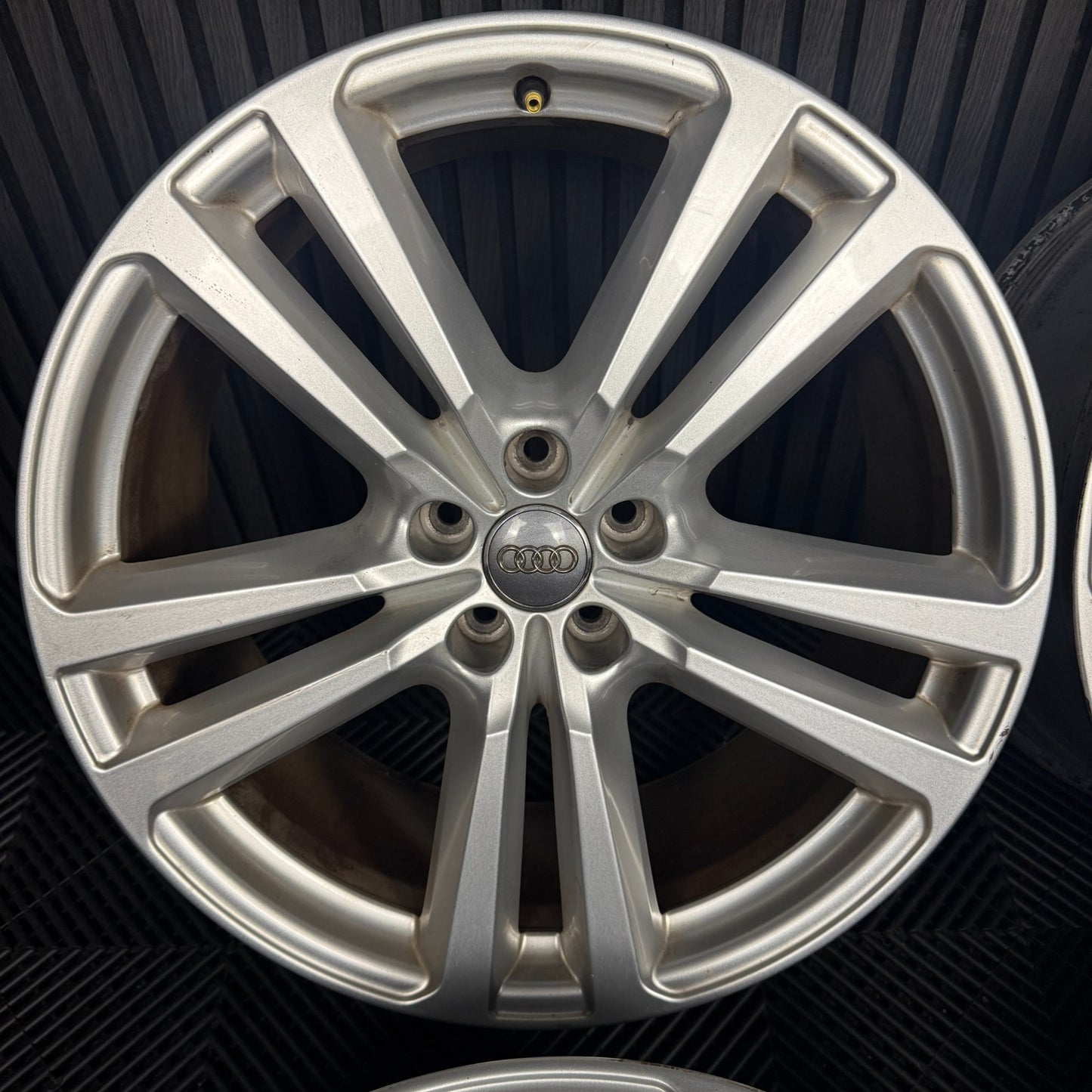 20'' GENUINE AUDI Q7 S LINE 5 DOUBLE SPOKE ALLOY WHEELS ALLOYS 4M0601025H