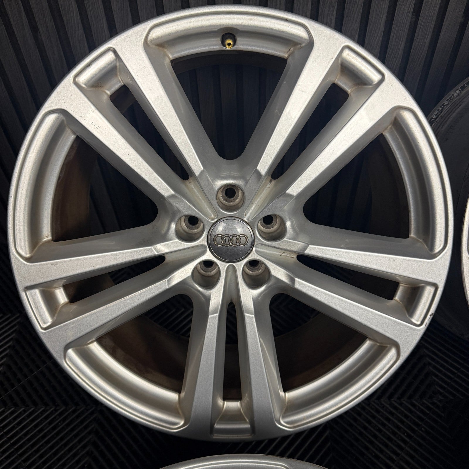 20'' GENUINE AUDI Q7 S LINE 5 DOUBLE SPOKE ALLOY WHEELS ALLOYS 4M0601025H